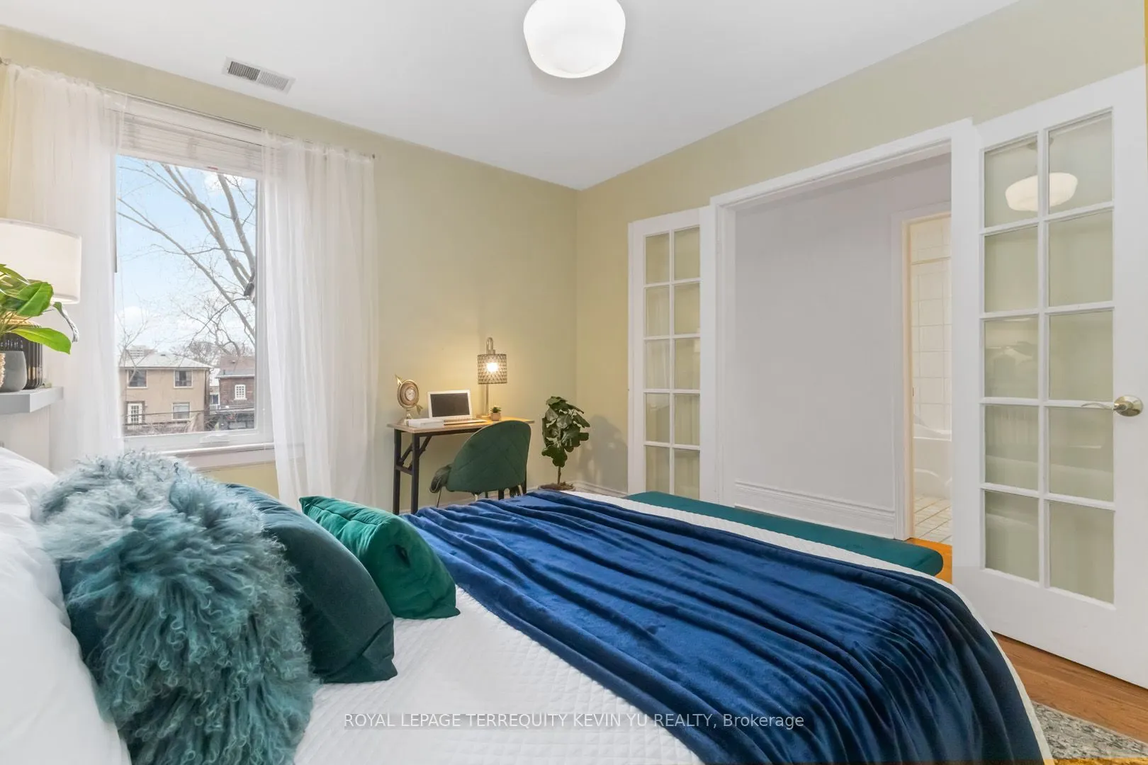 23 Kenneth Avenue