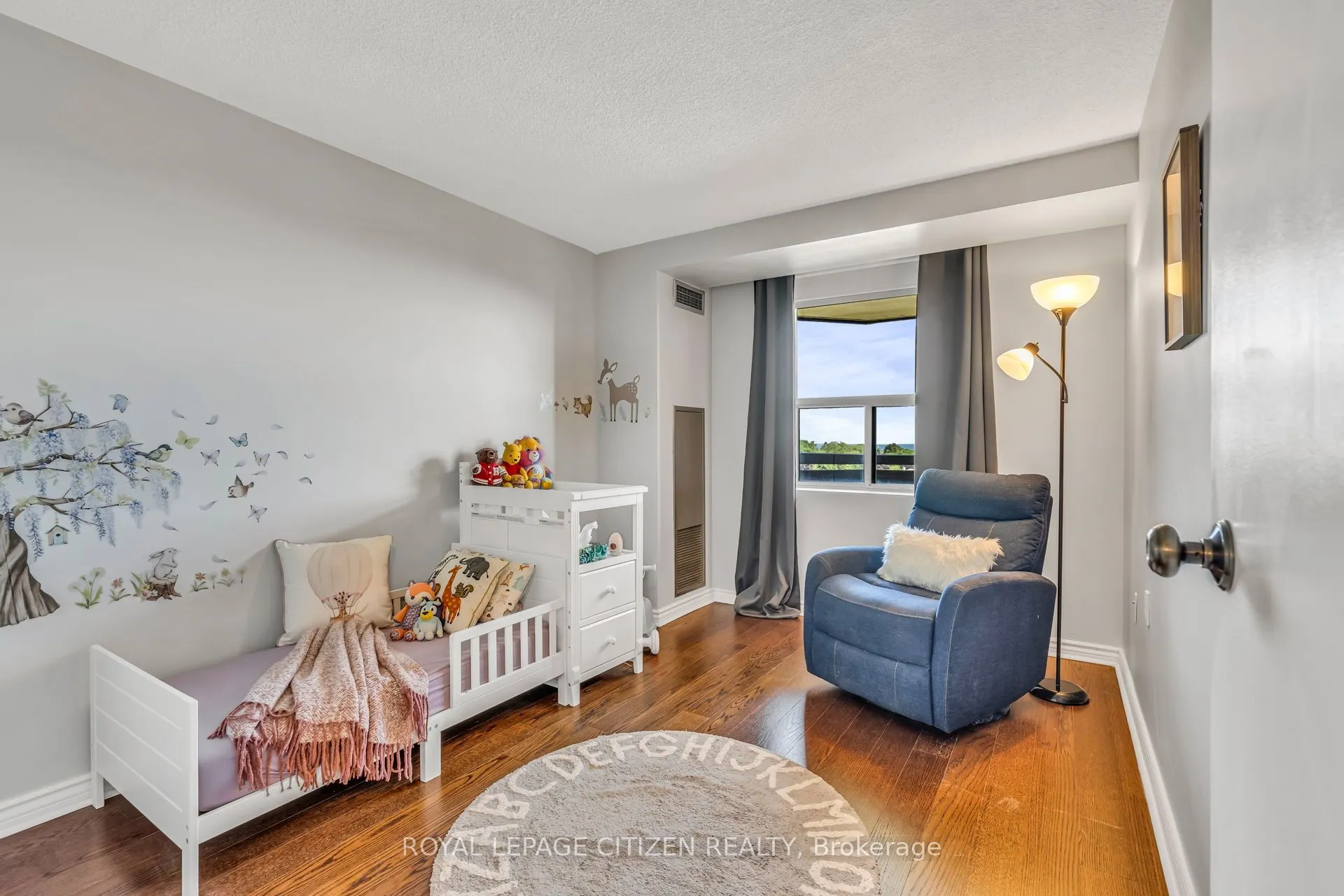 3845 Lake Shore Boulevard W, #710