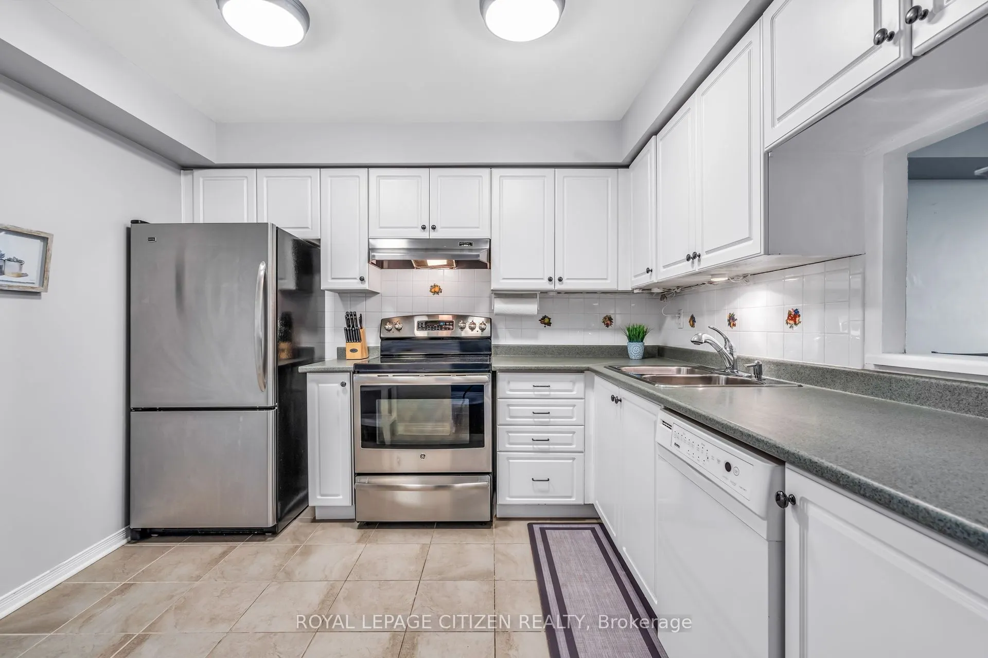 3845 Lake Shore Boulevard W, #710