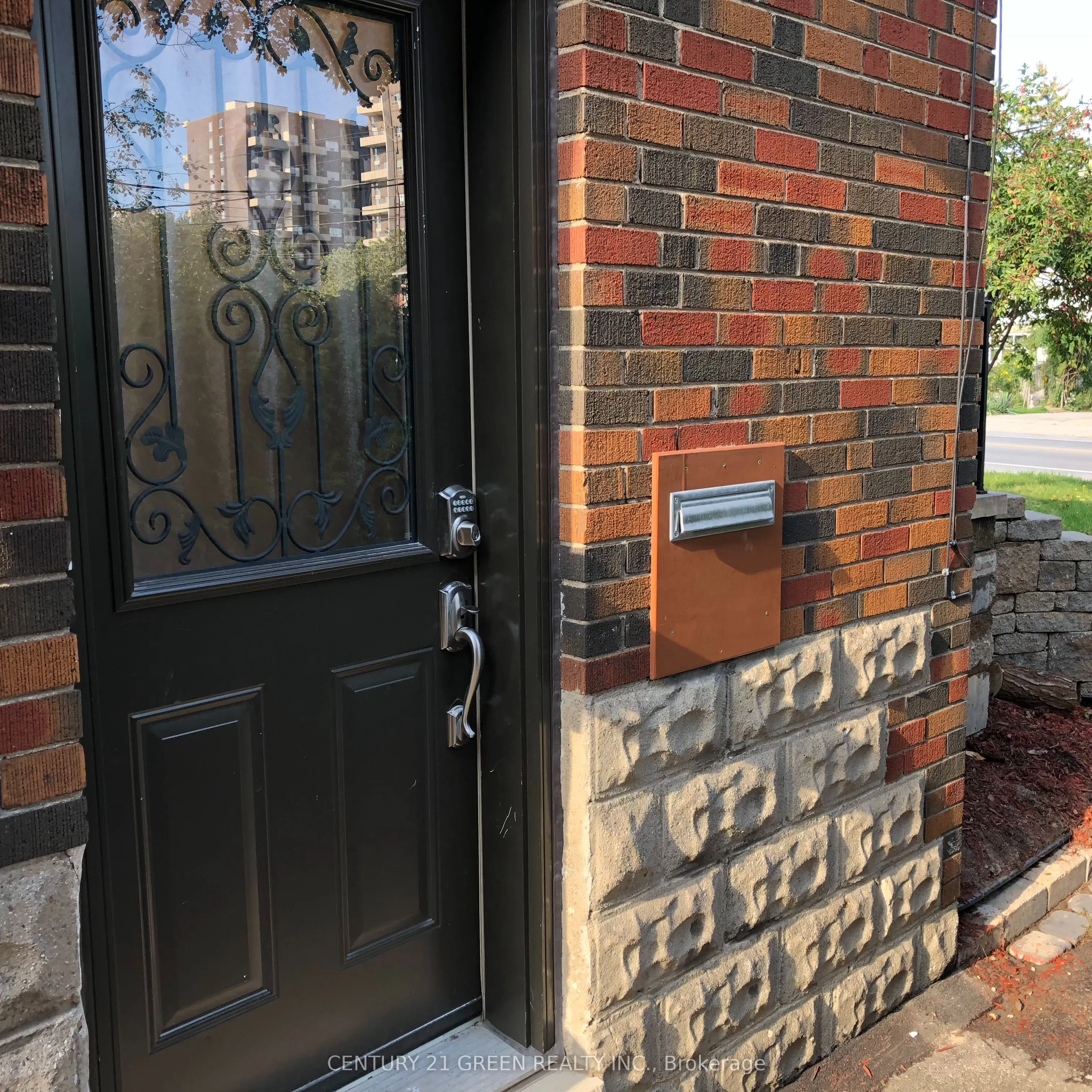 58 South Kingsway Way