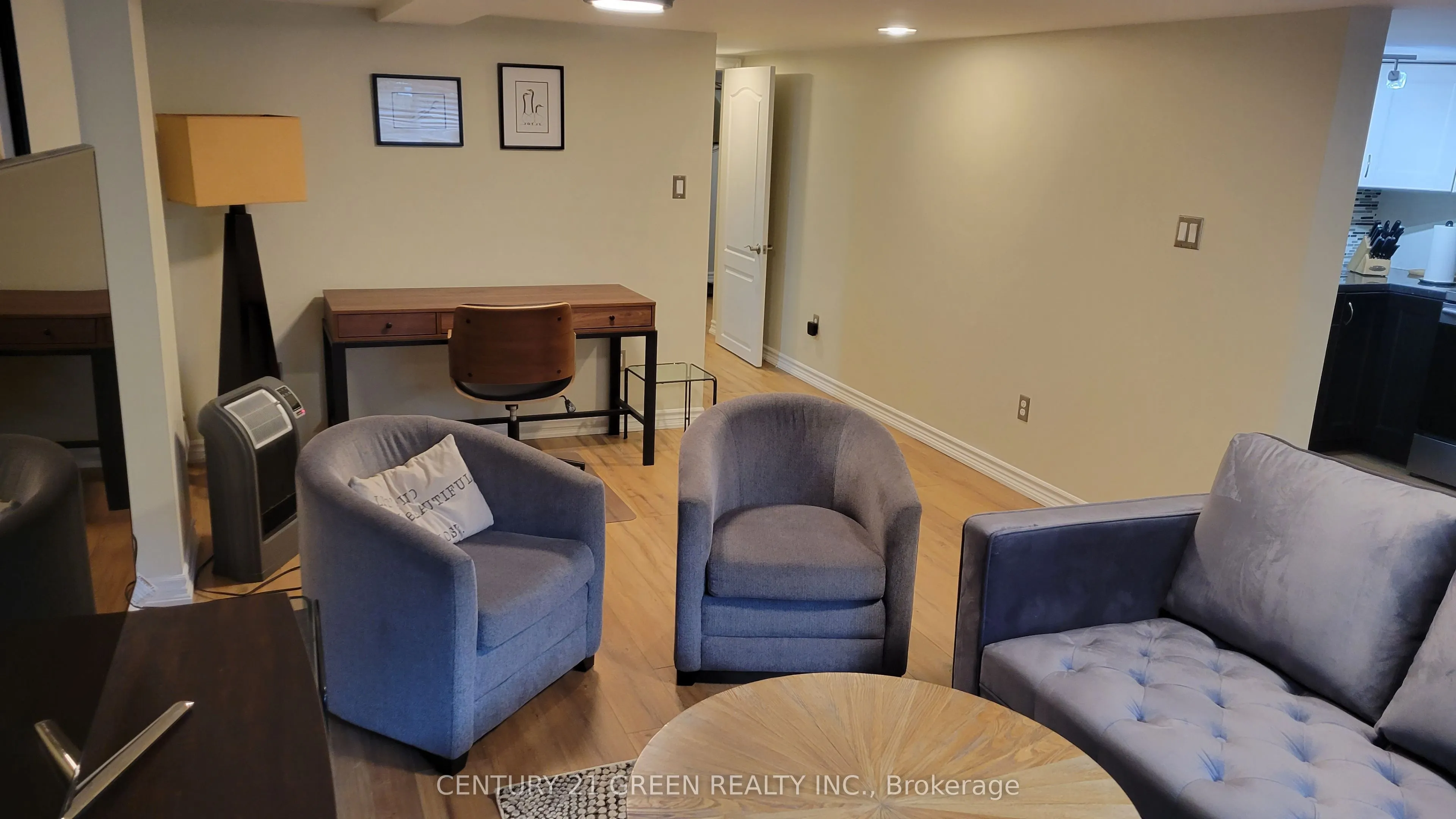58 South Kingsway Way