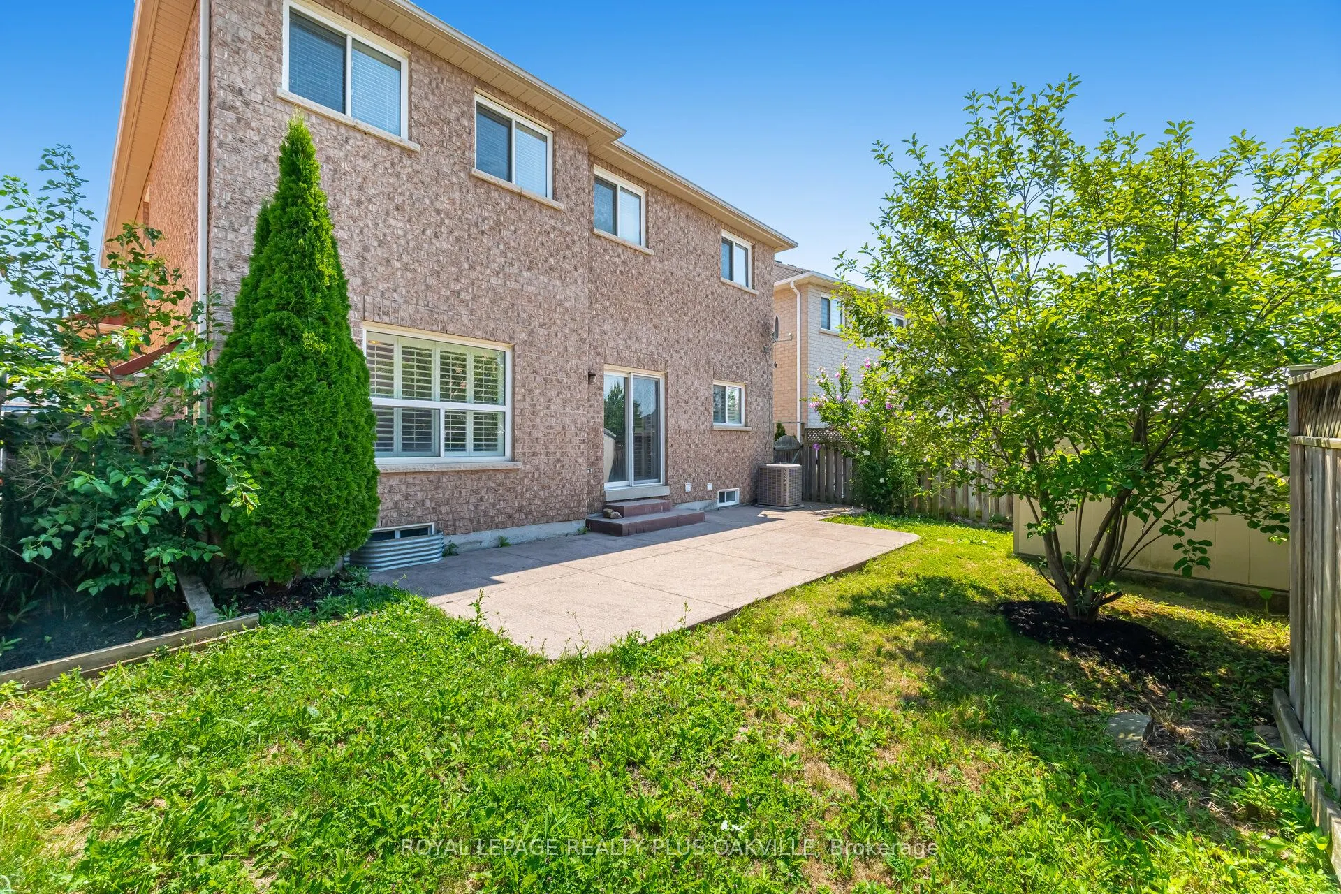 110 Earlsbridge Boulevard