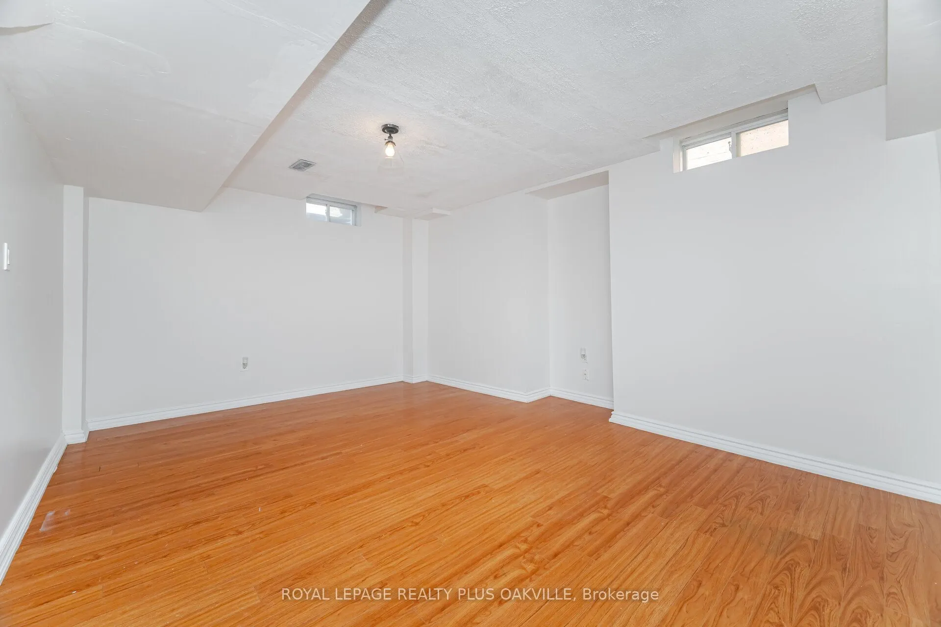 110 Earlsbridge Boulevard