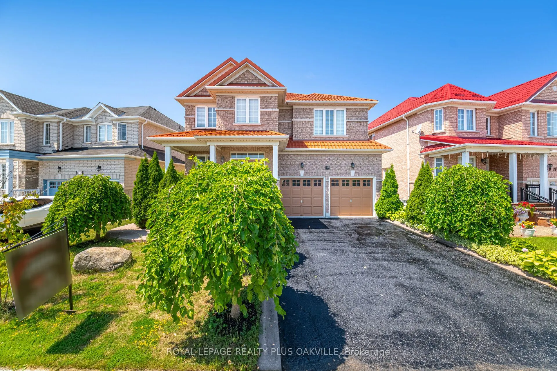 110 Earlsbridge Boulevard