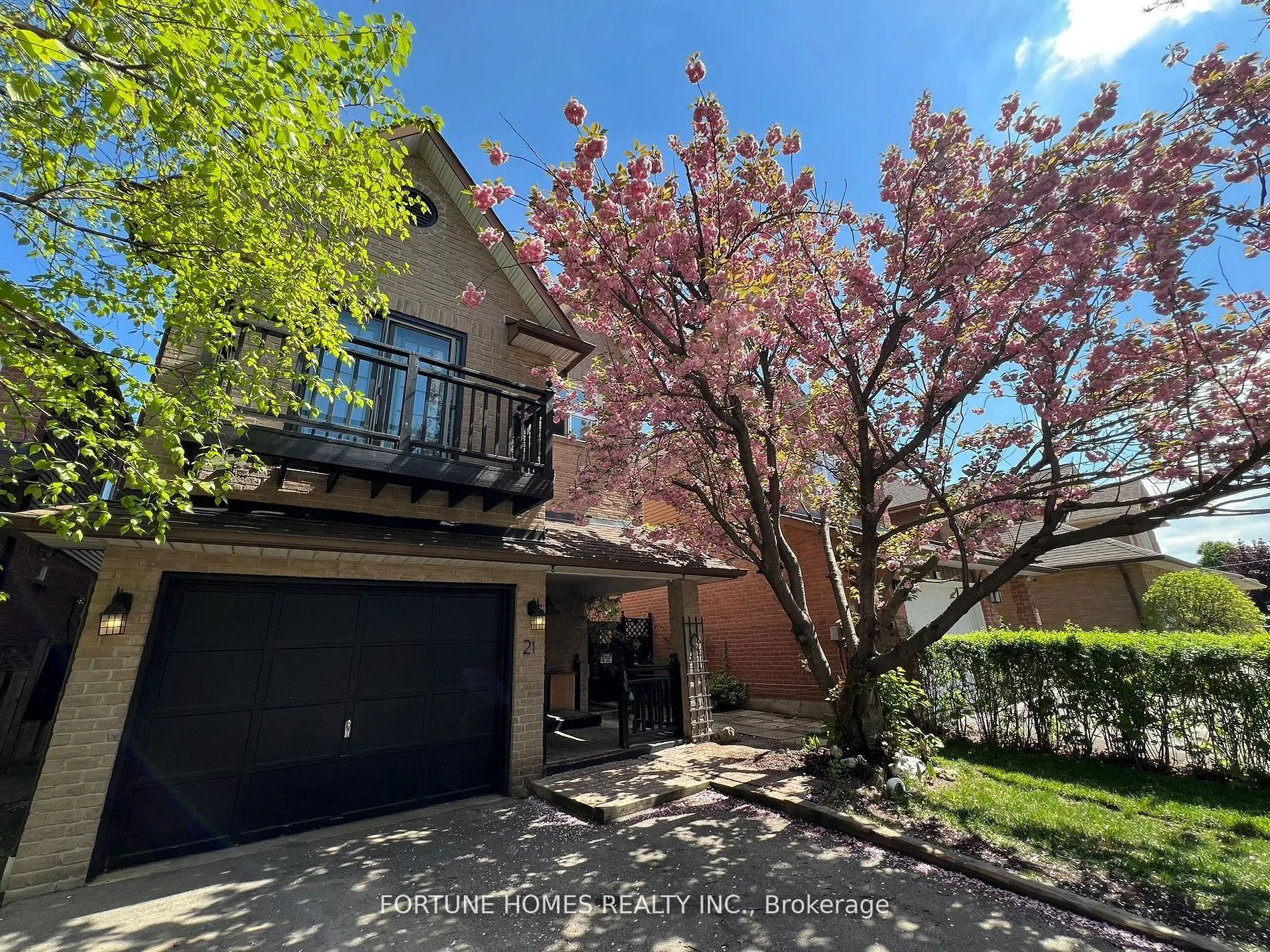 21 Garden Avenue
