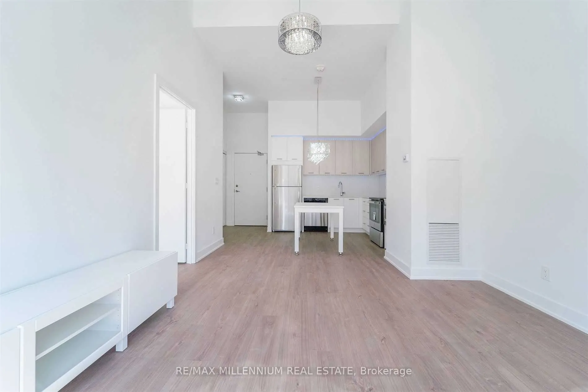 180 Veterans Drive, #102