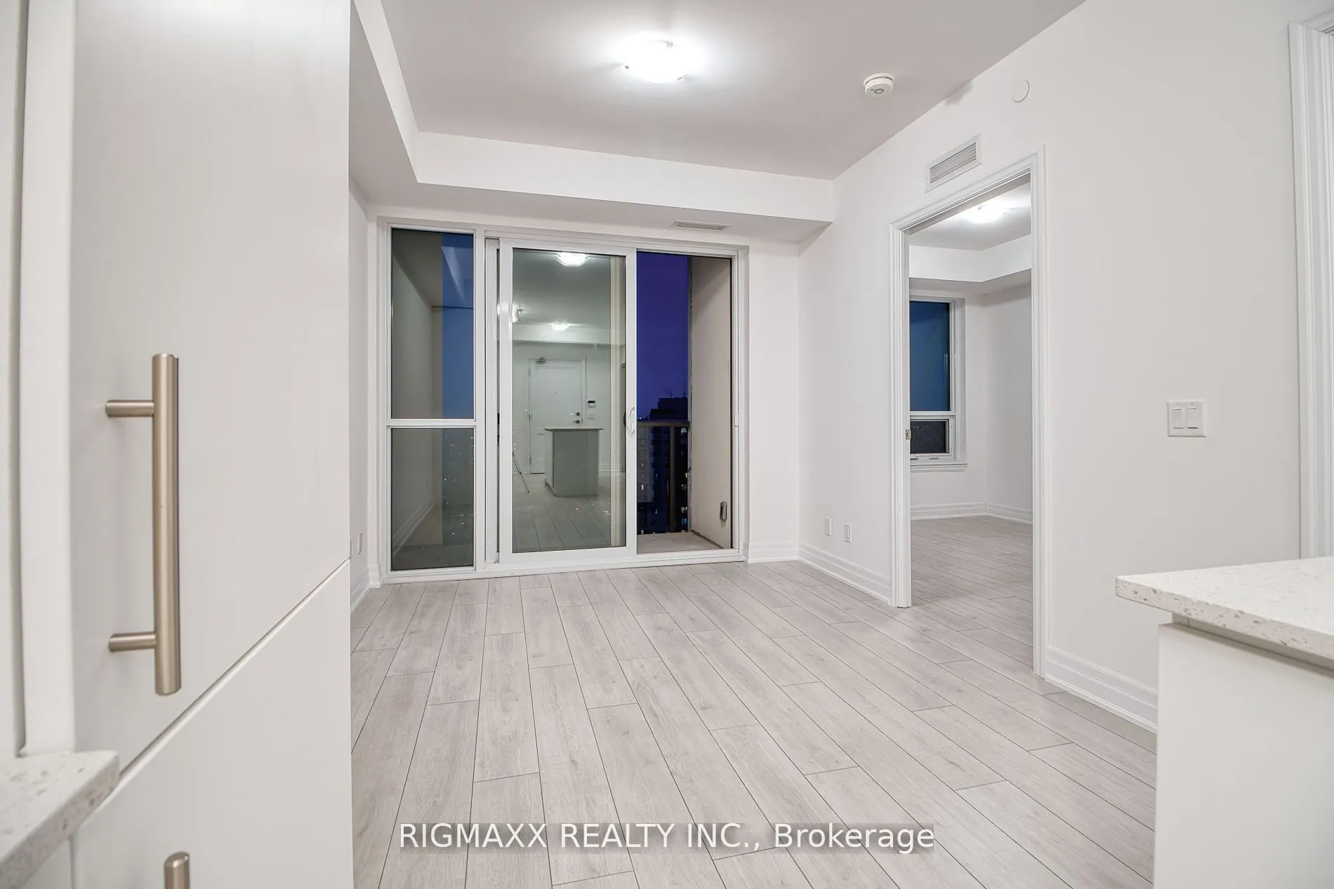 30 Elm Drive W, #1503