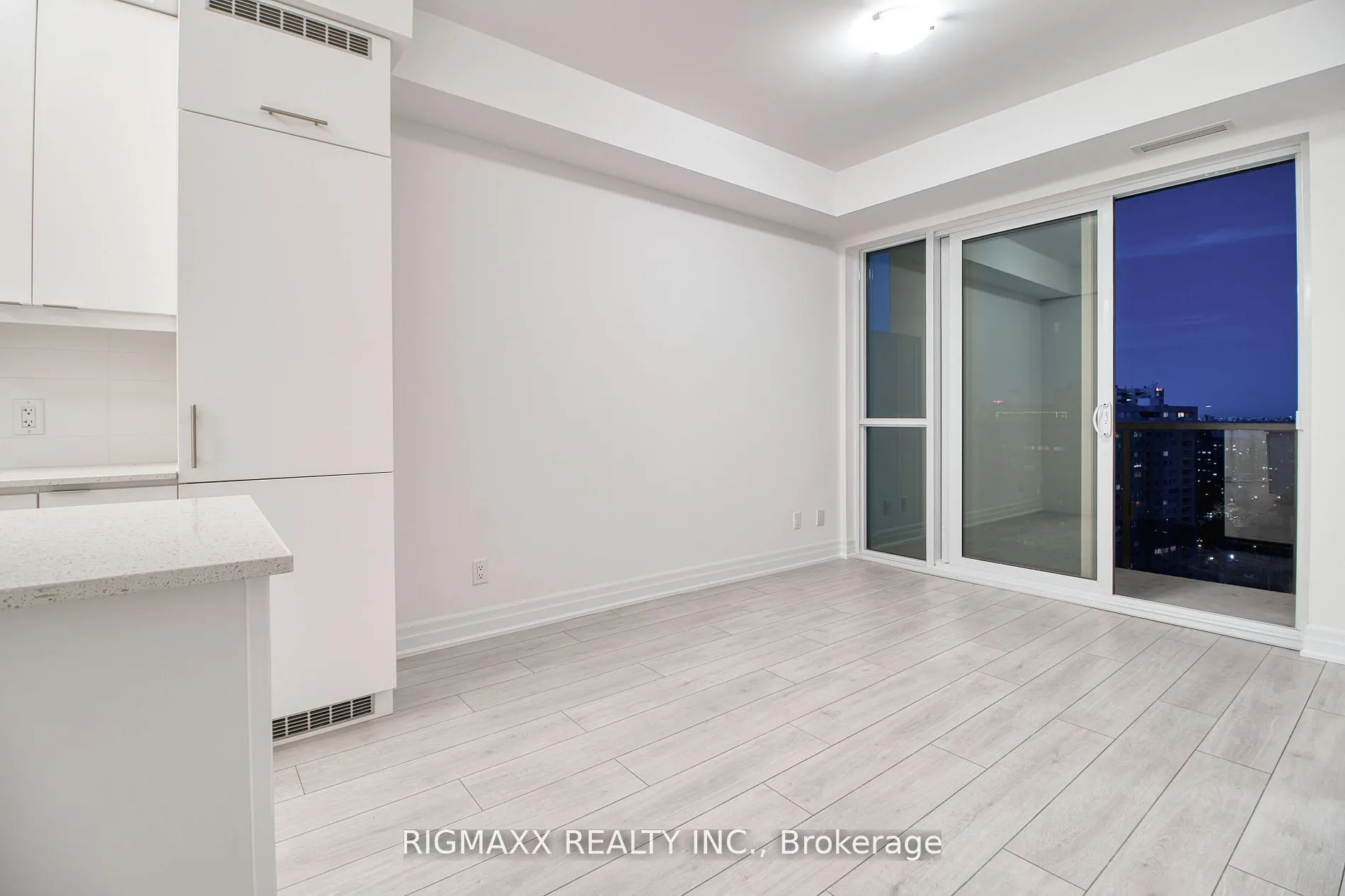 30 Elm Drive W, #1503