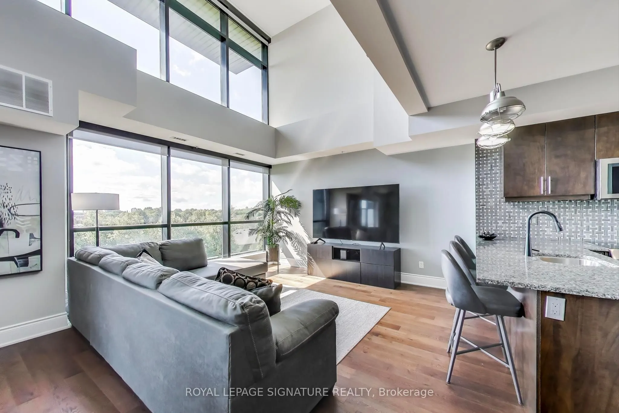 3170 Erin Mills Parkway, #405