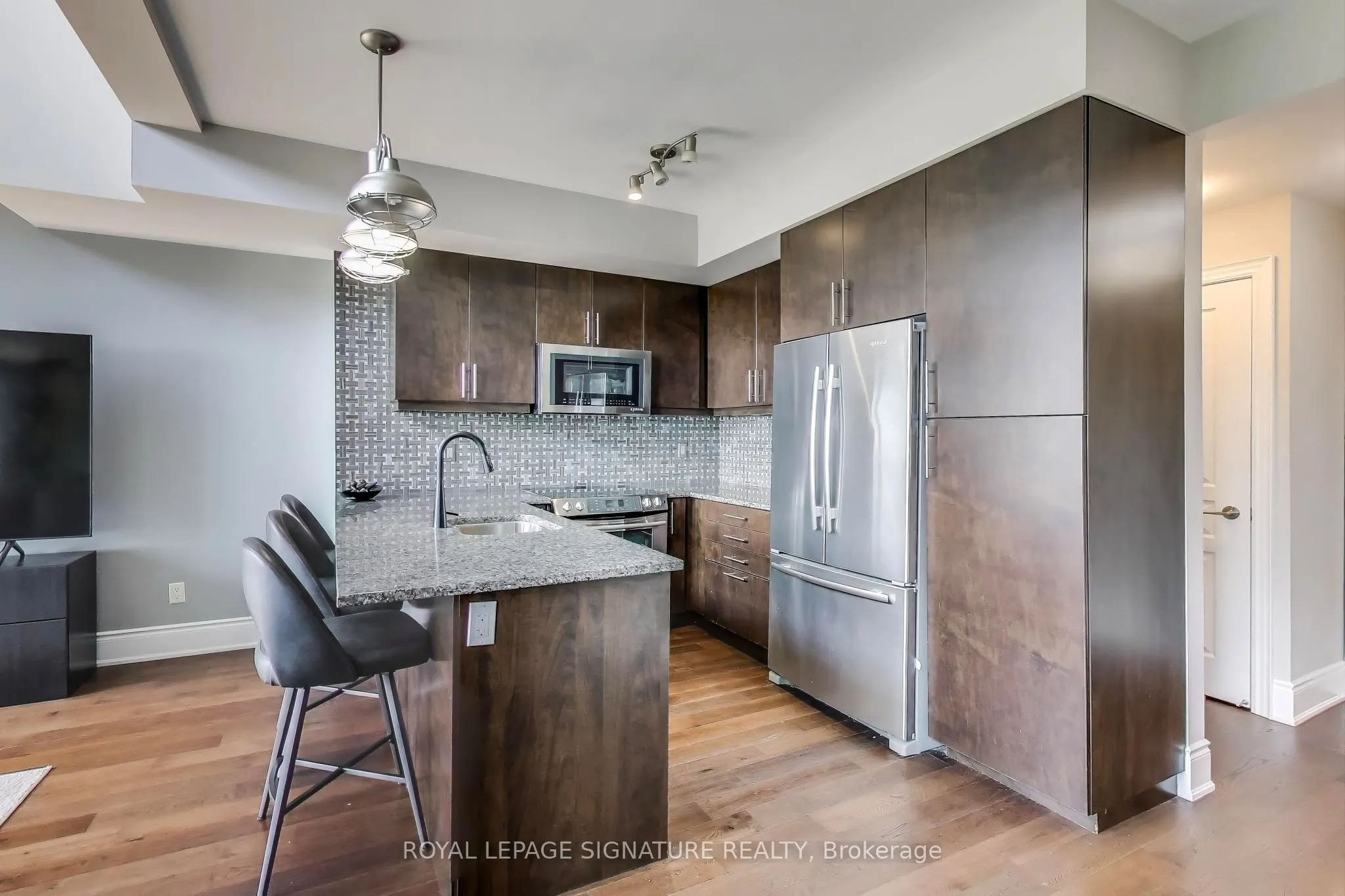 3170 Erin Mills Parkway, #405