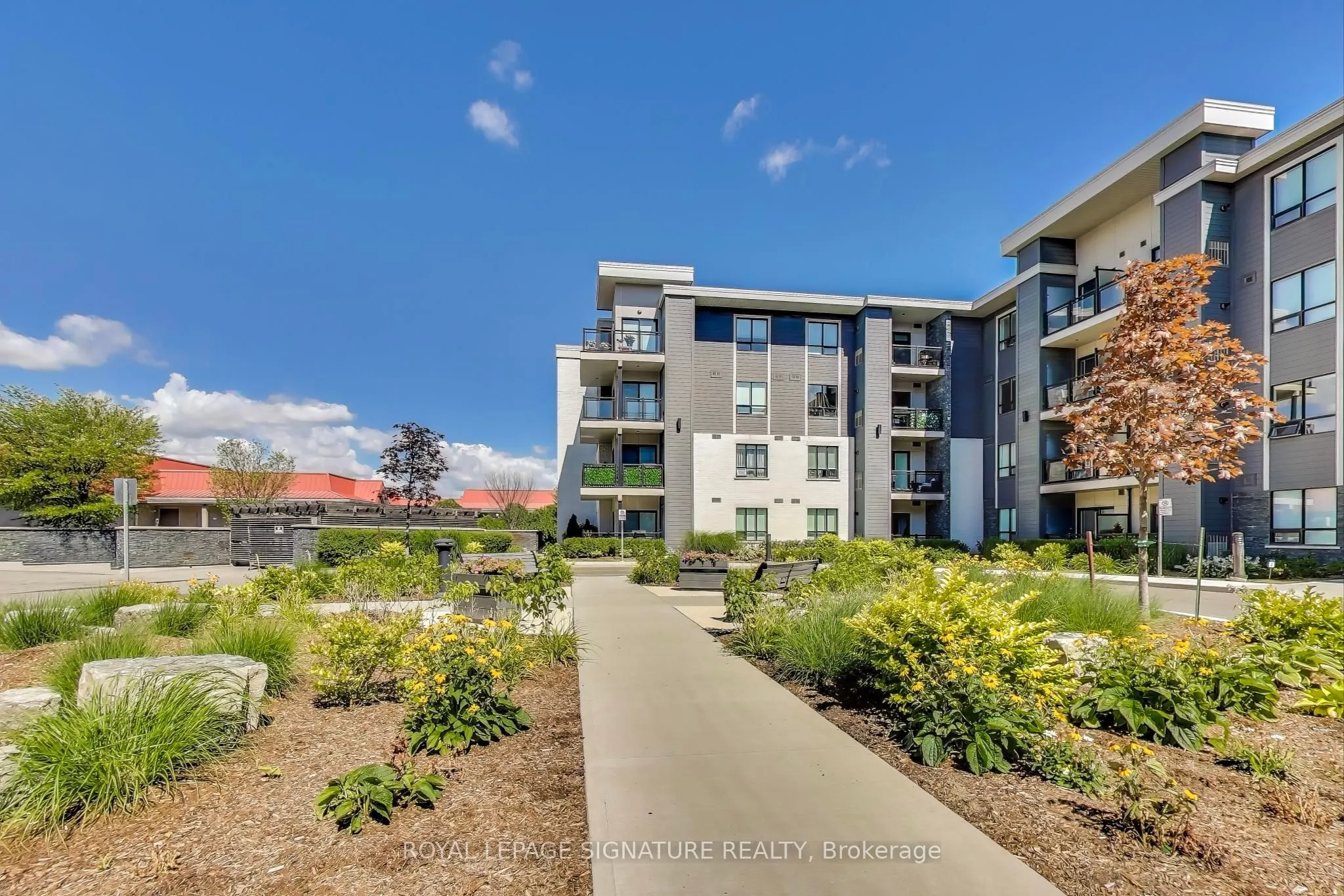3170 Erin Mills Parkway, #405