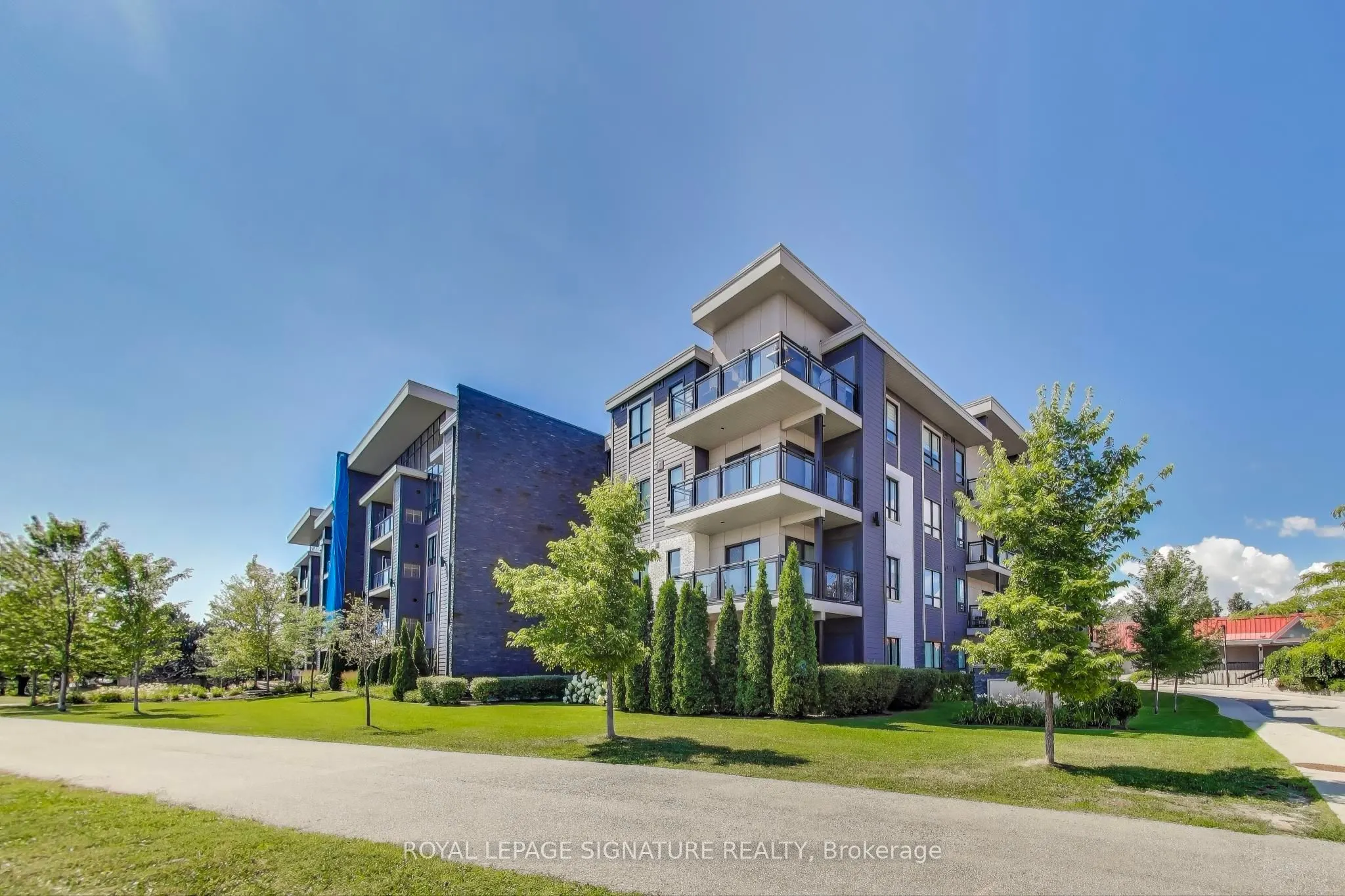 3170 Erin Mills Parkway, #405
