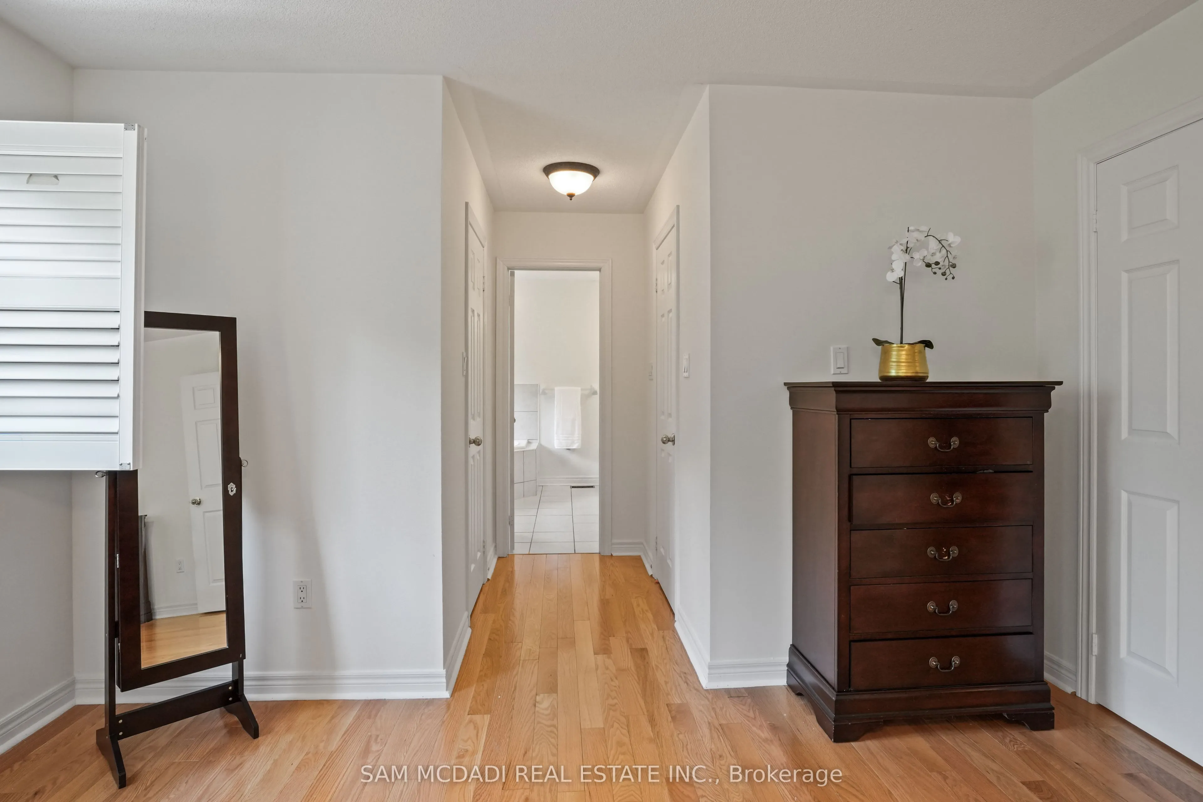 1541 Portsmouth Place