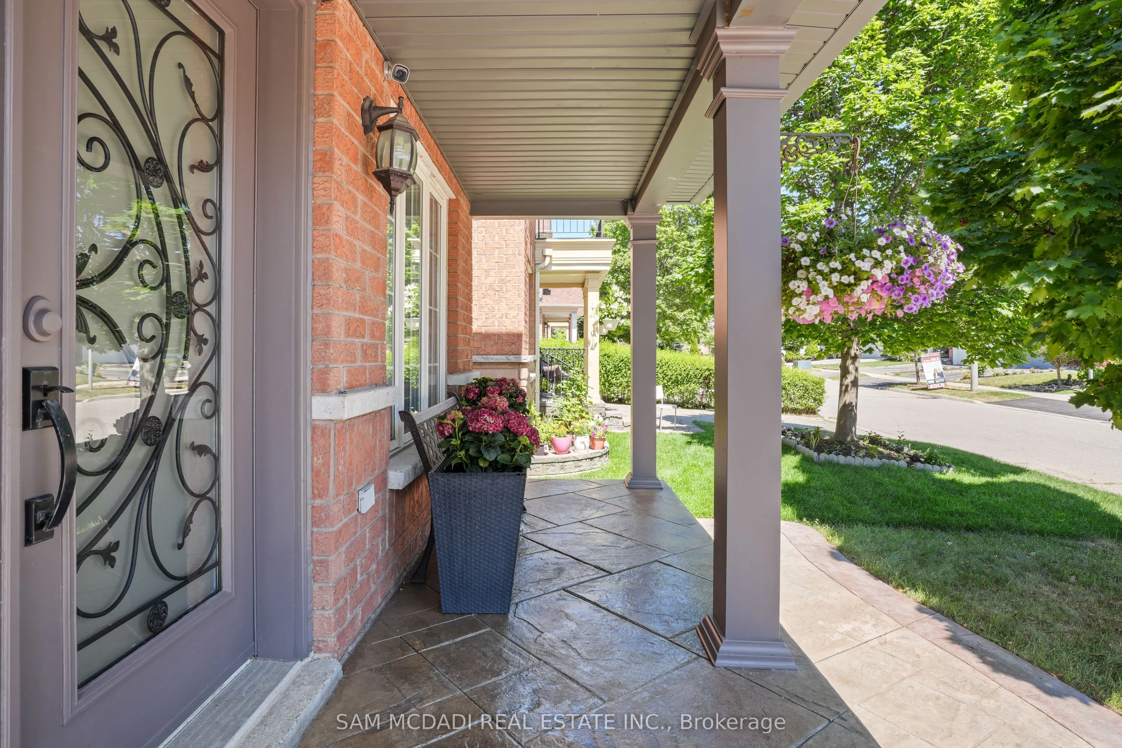 1541 Portsmouth Place