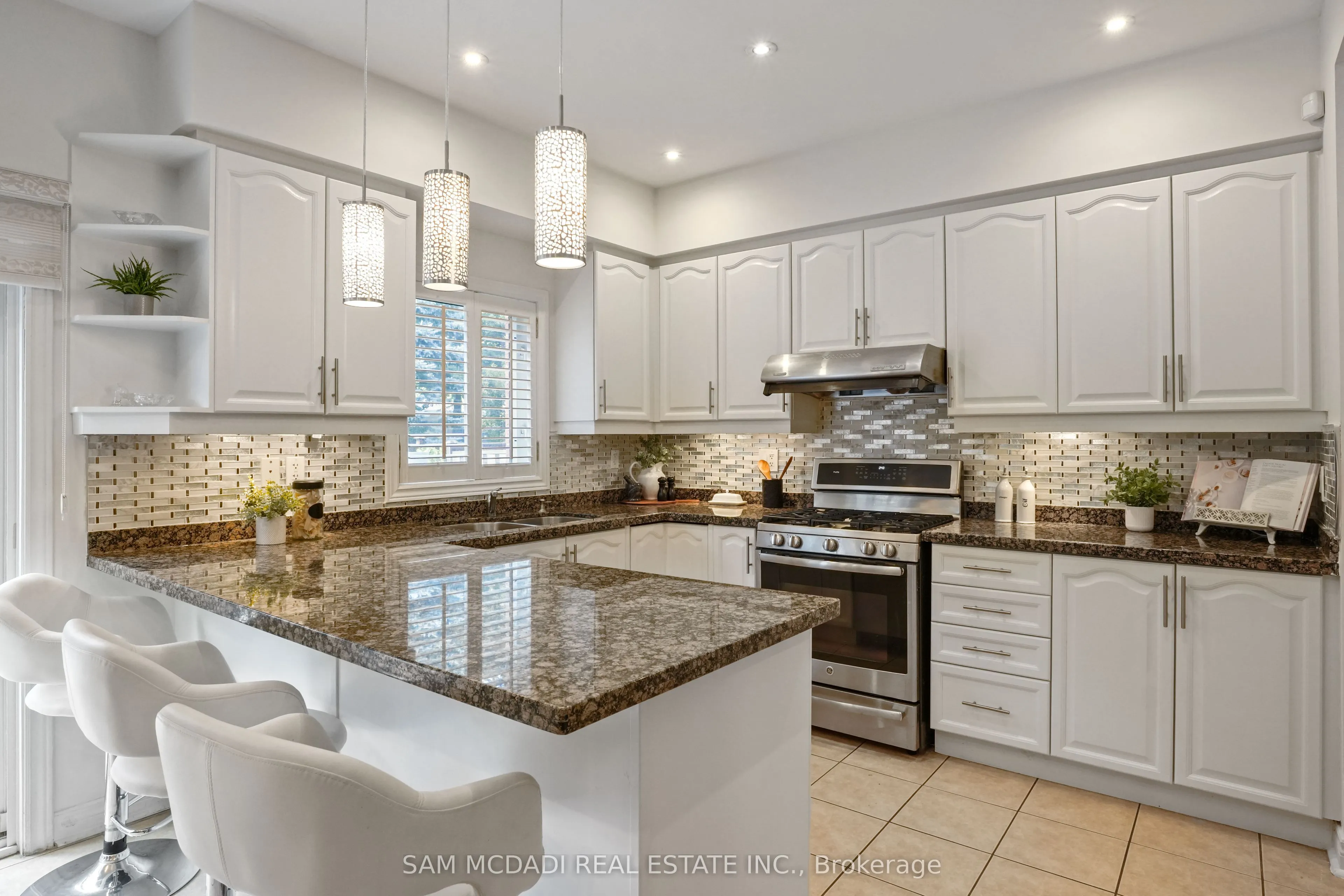 1541 Portsmouth Place