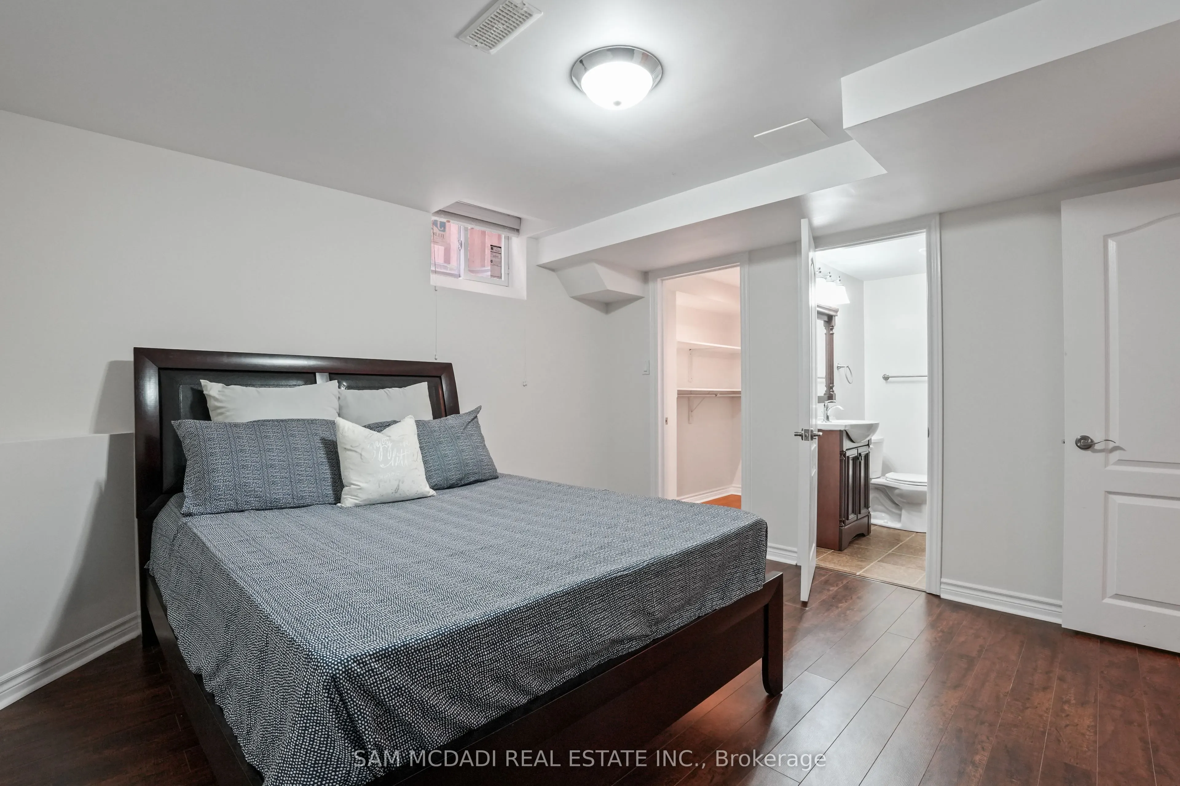 1541 Portsmouth Place