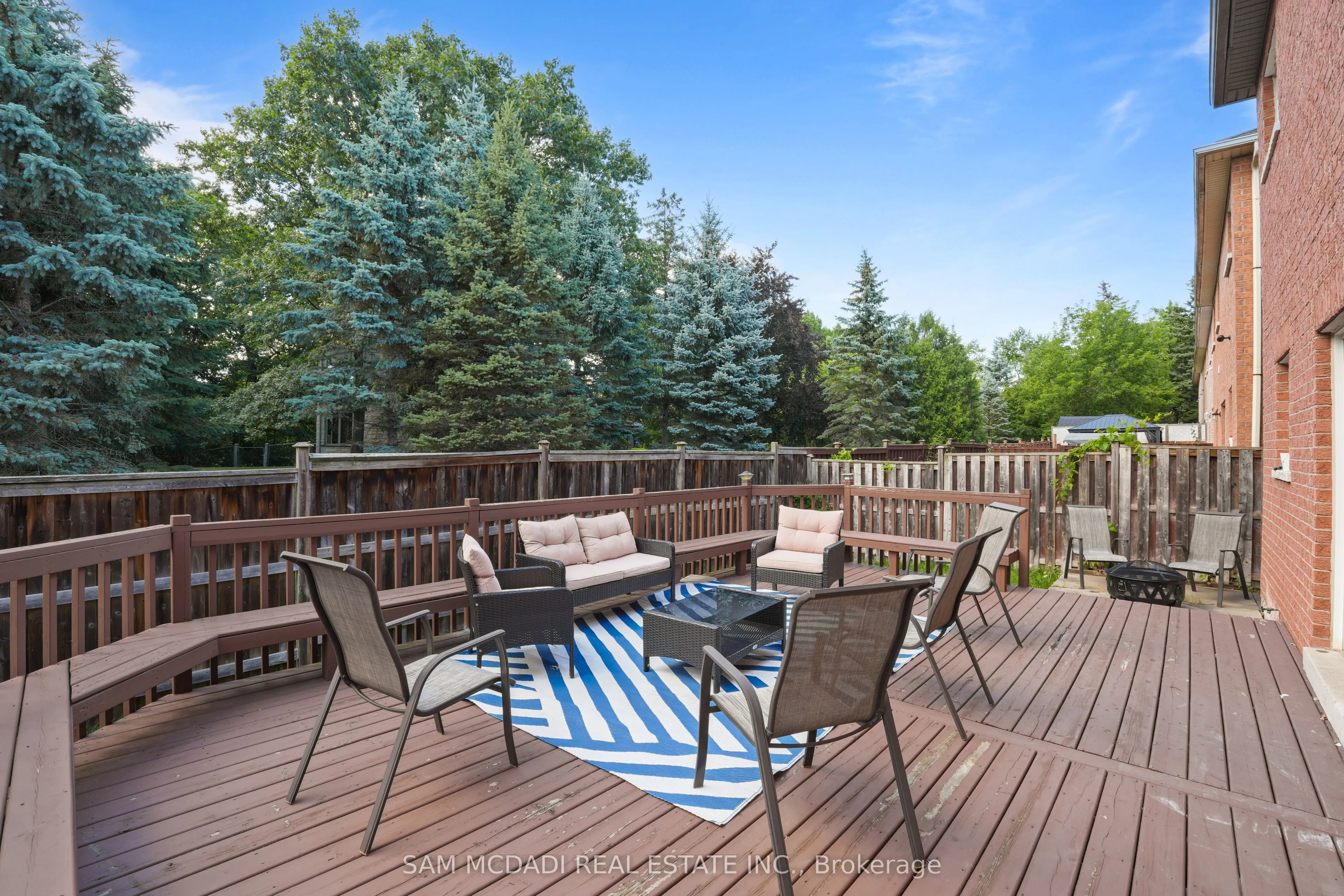 1541 Portsmouth Place