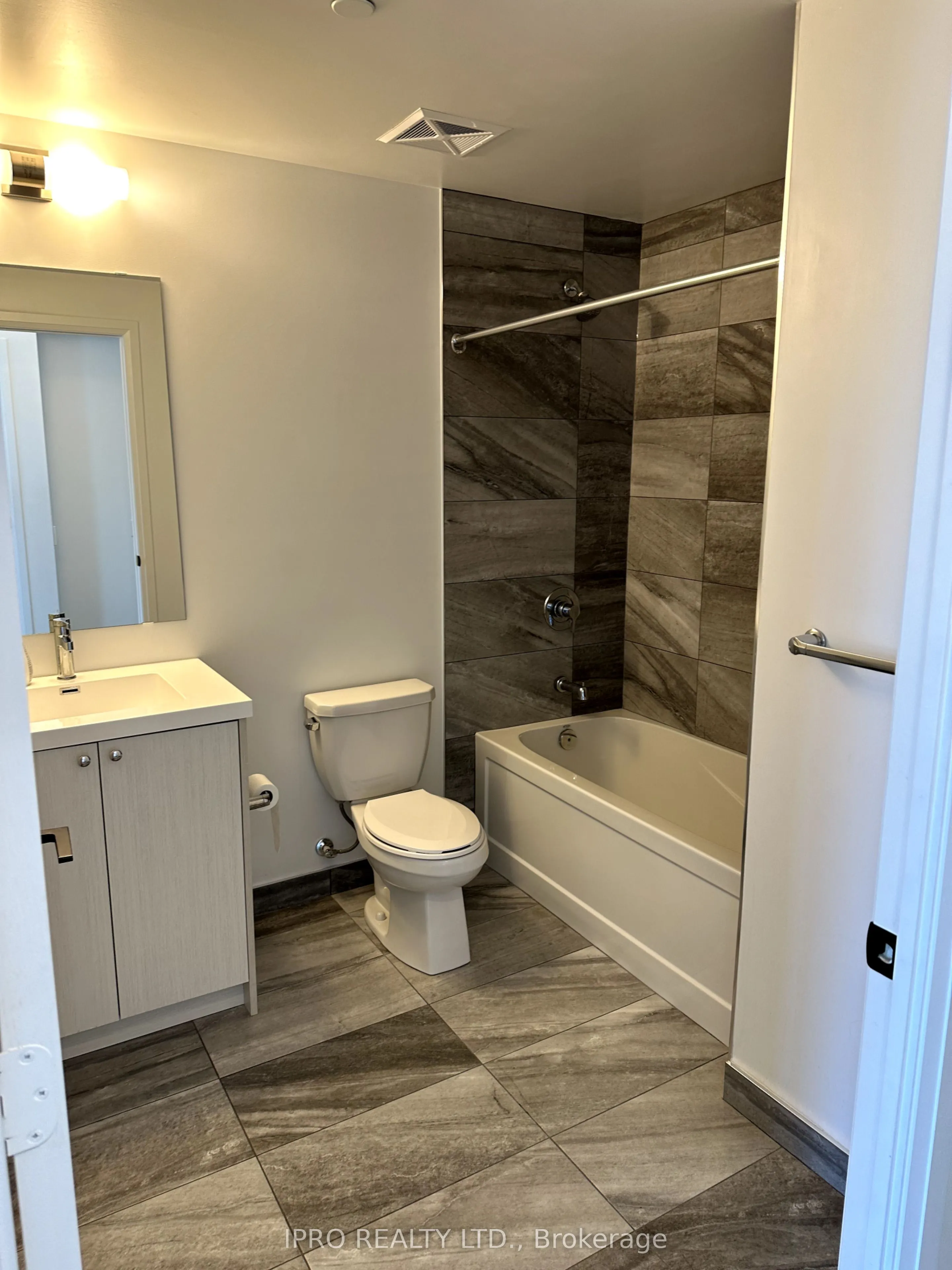 60 George Butchart Drive, #508