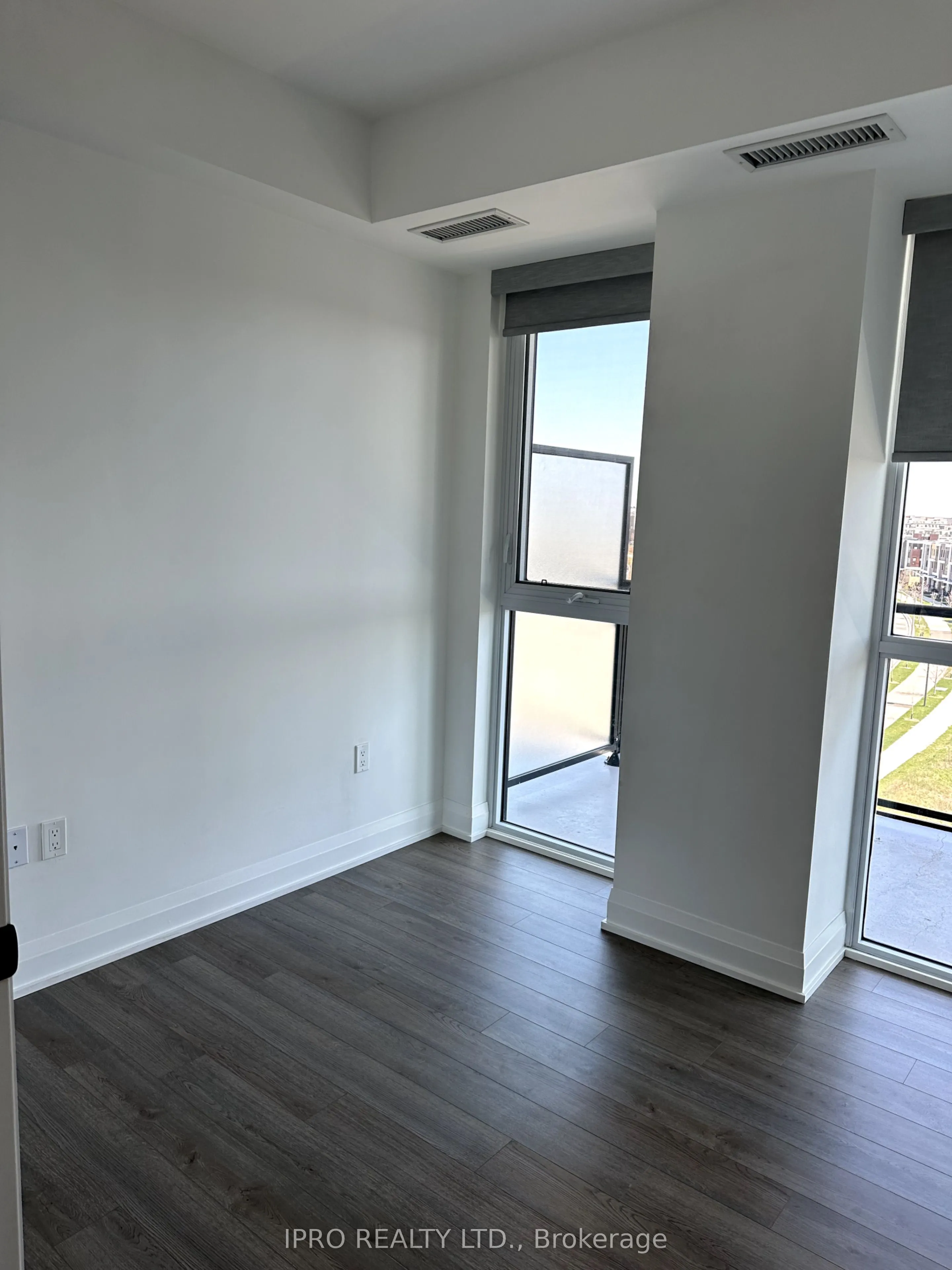 60 George Butchart Drive, #508