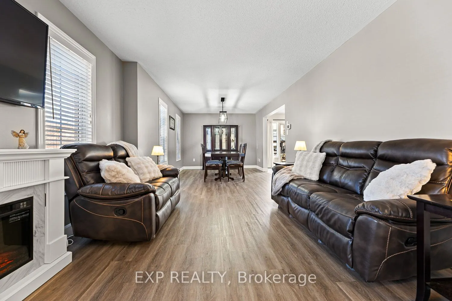 46 Emily Carr Crescent