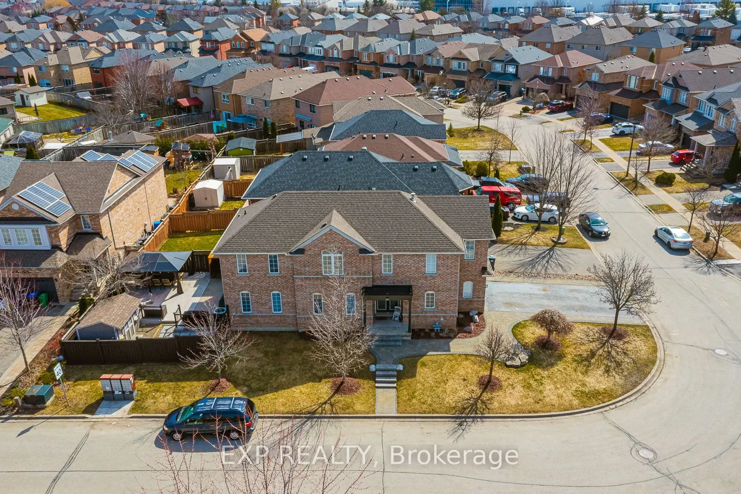 46 Emily Carr Crescent