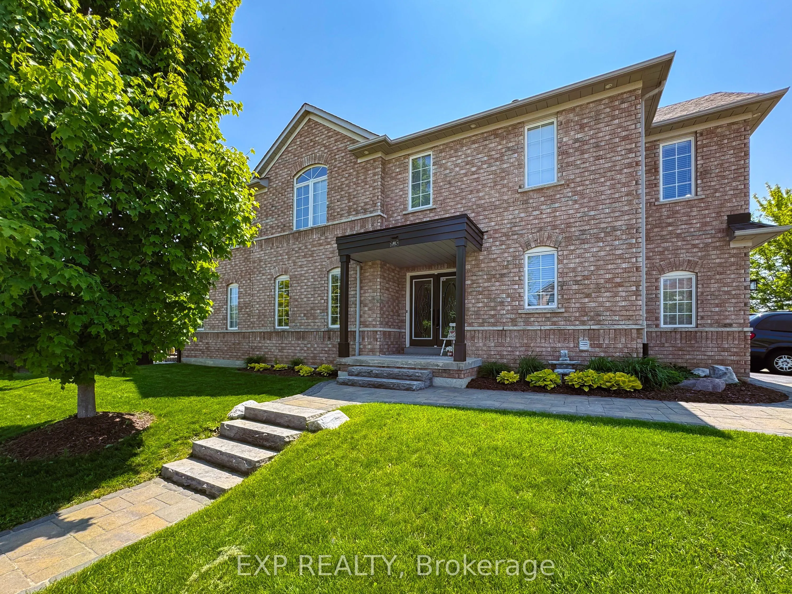 46 Emily Carr Crescent