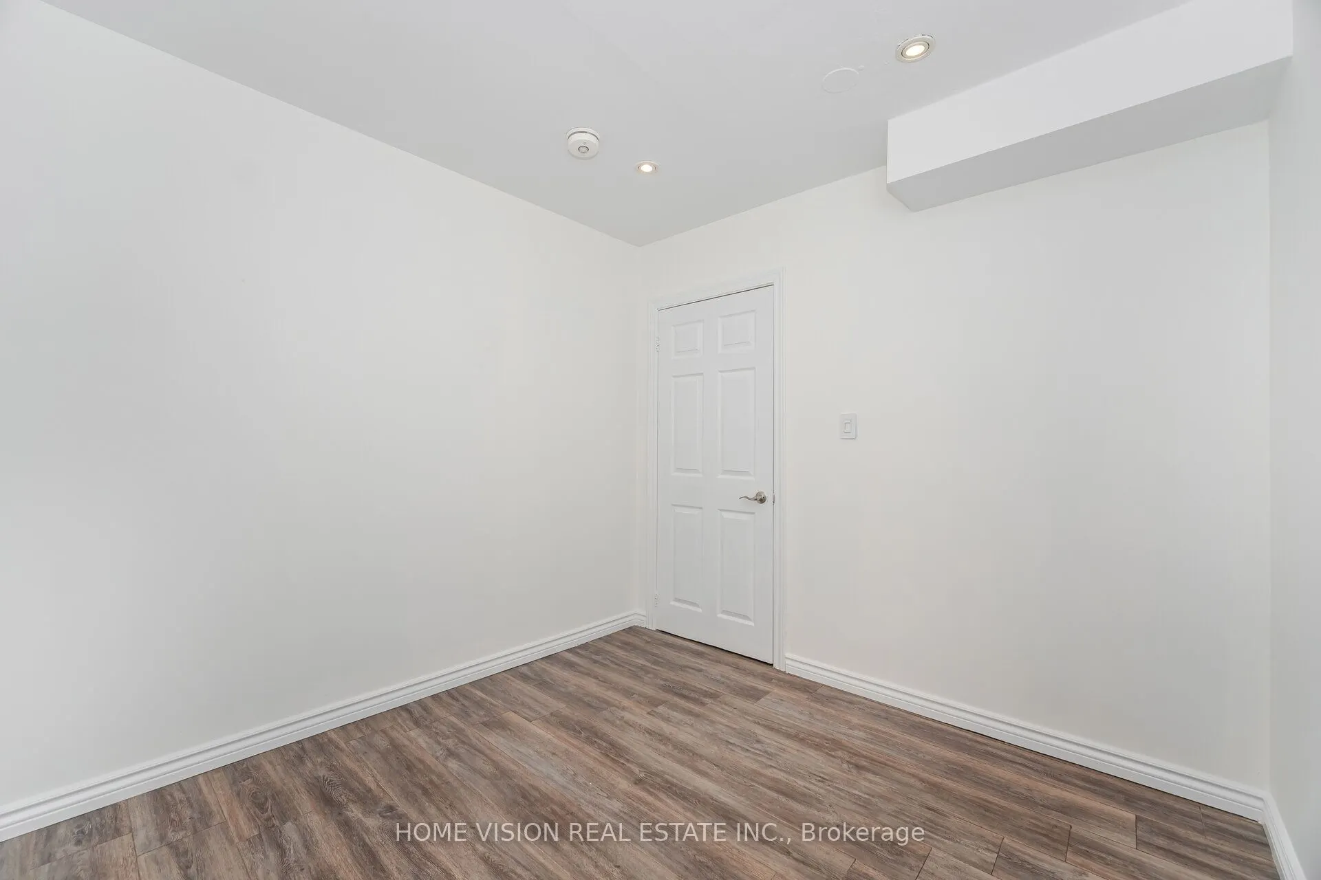 17 Atira Avenue, #Bsmt