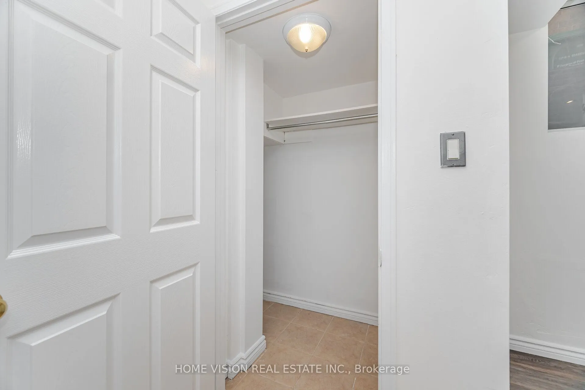 17 Atira Avenue, #Bsmt