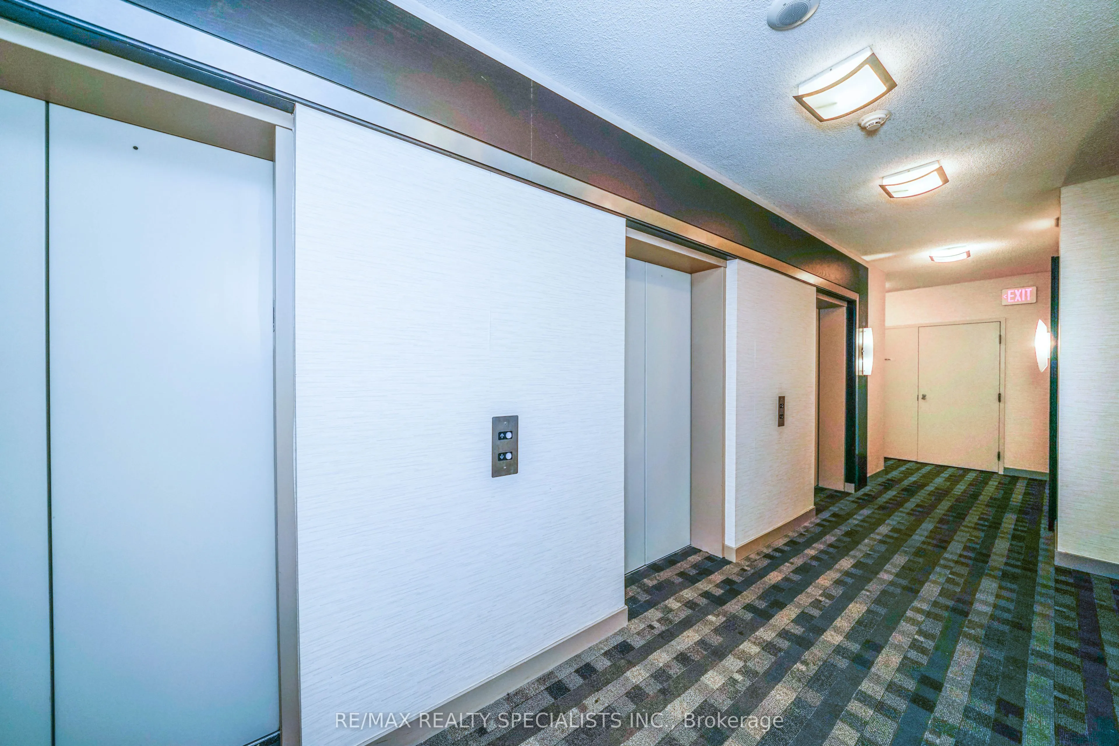 70 Absolute Avenue, #1206