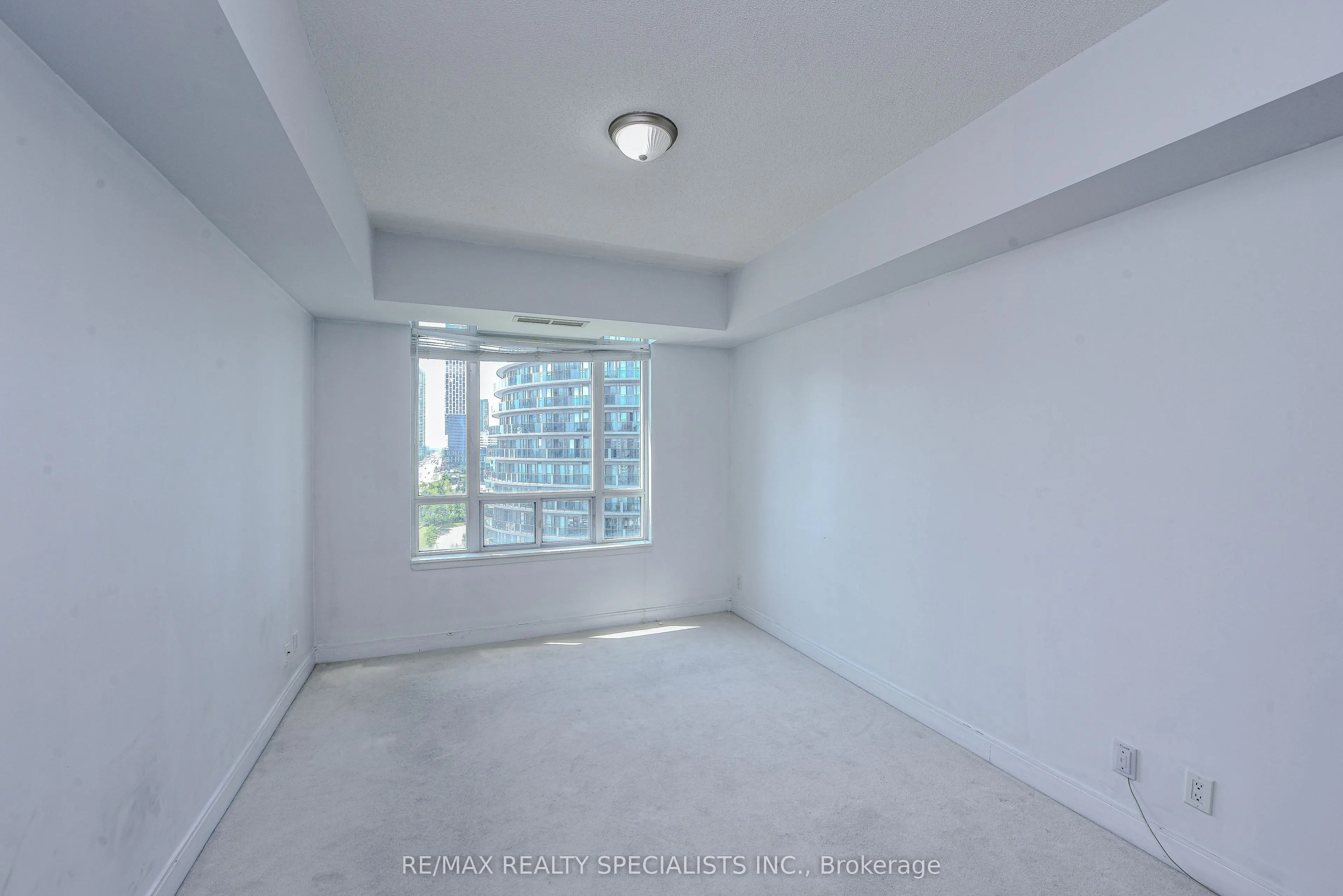 70 Absolute Avenue, #1206