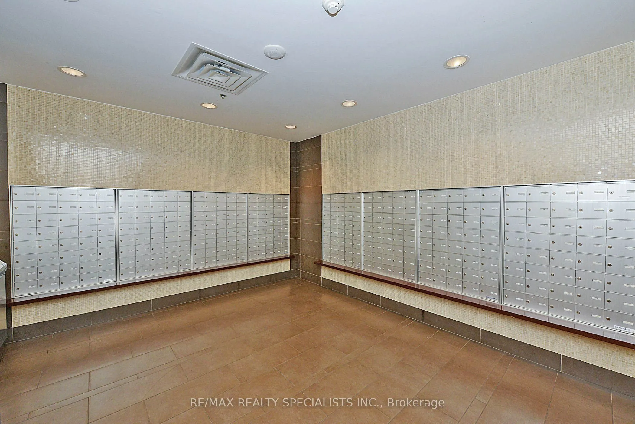 70 Absolute Avenue, #1206