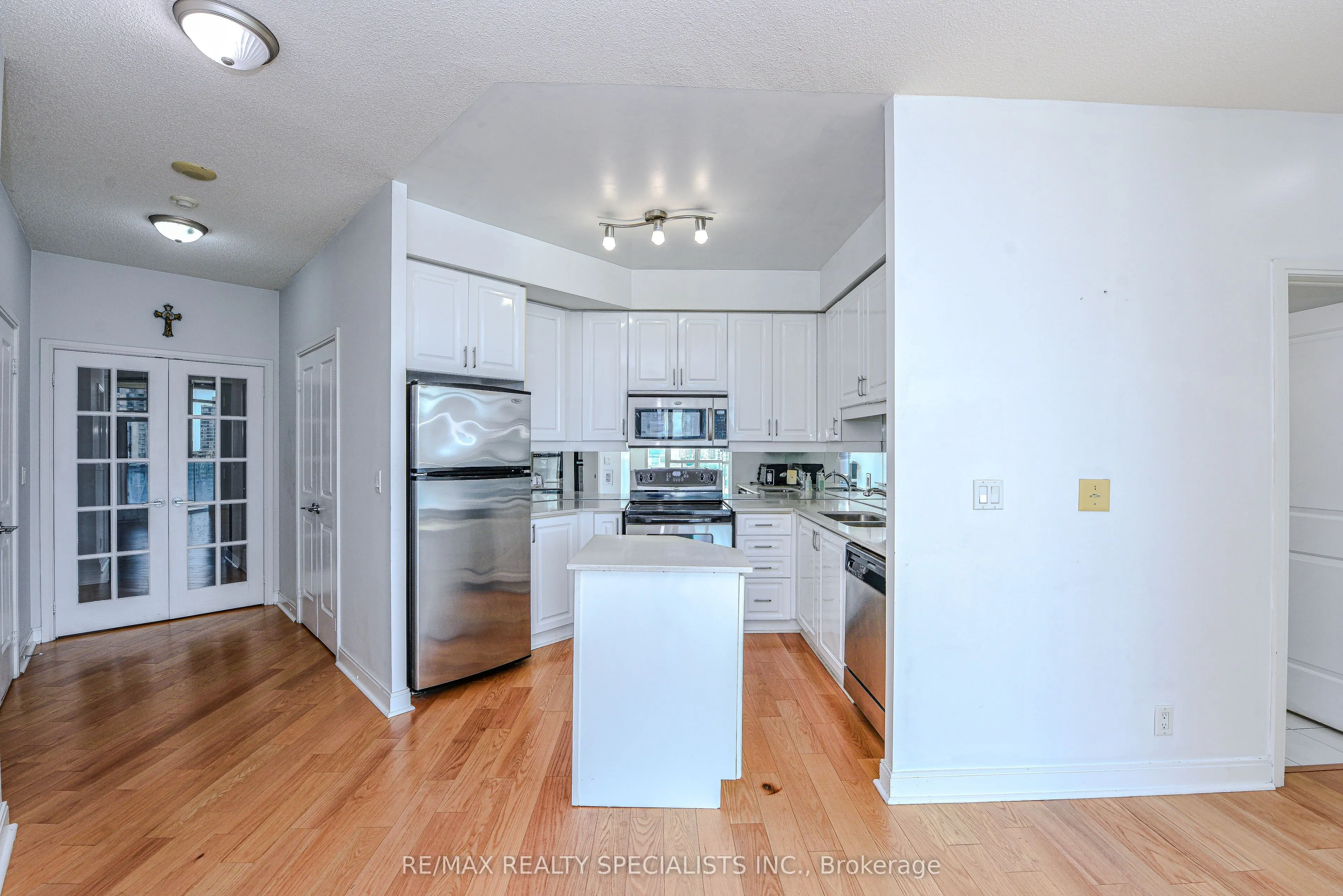 70 Absolute Avenue, #1206
