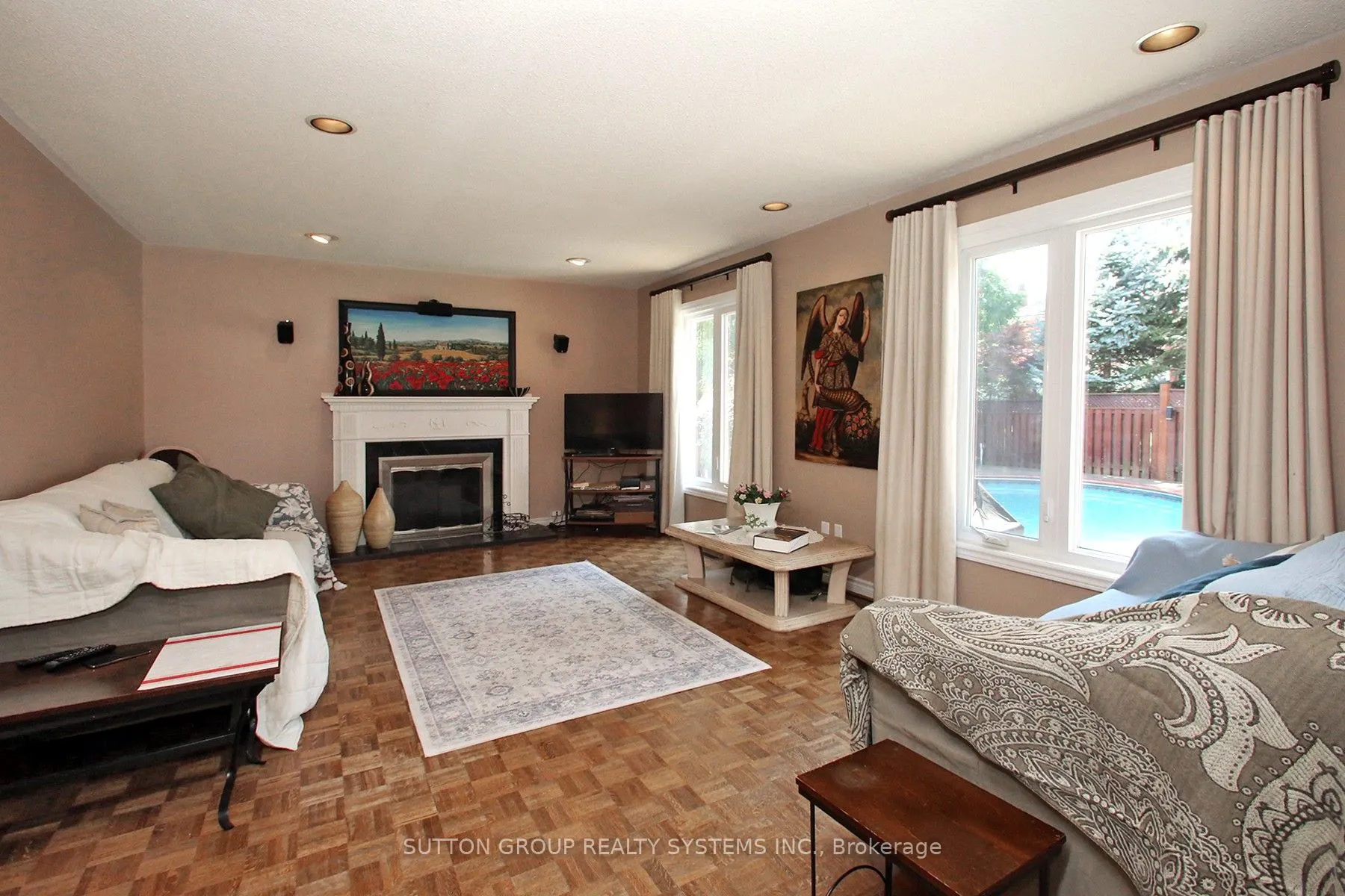 4873 Forest Hill Drive
