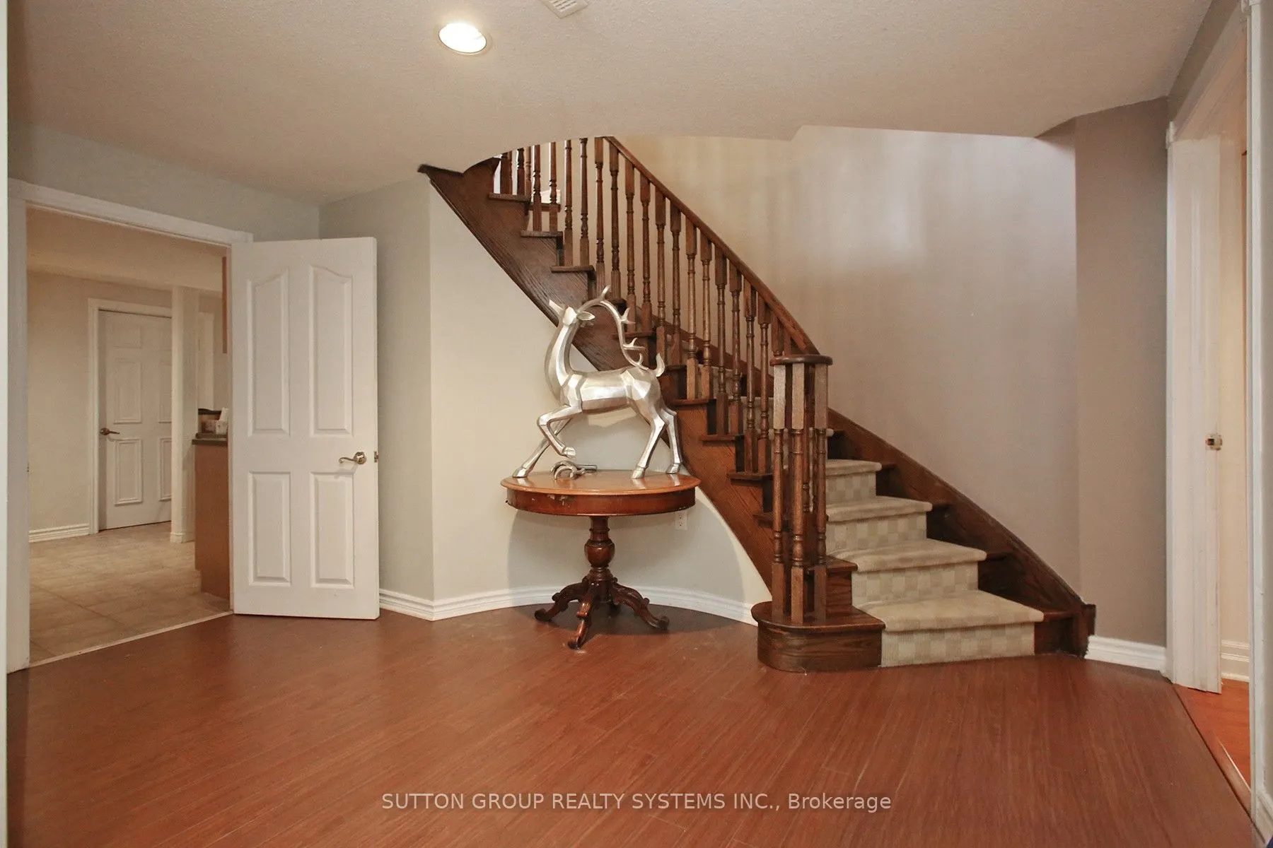 4873 Forest Hill Drive