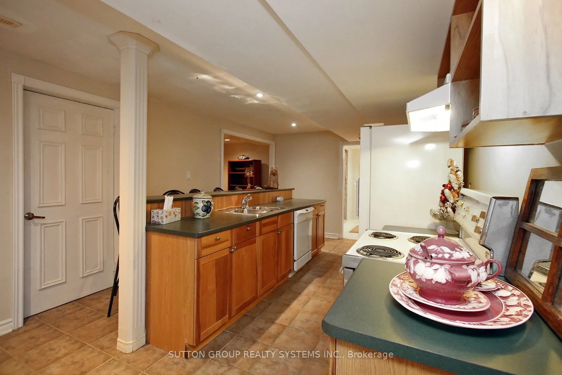 4873 Forest Hill Drive