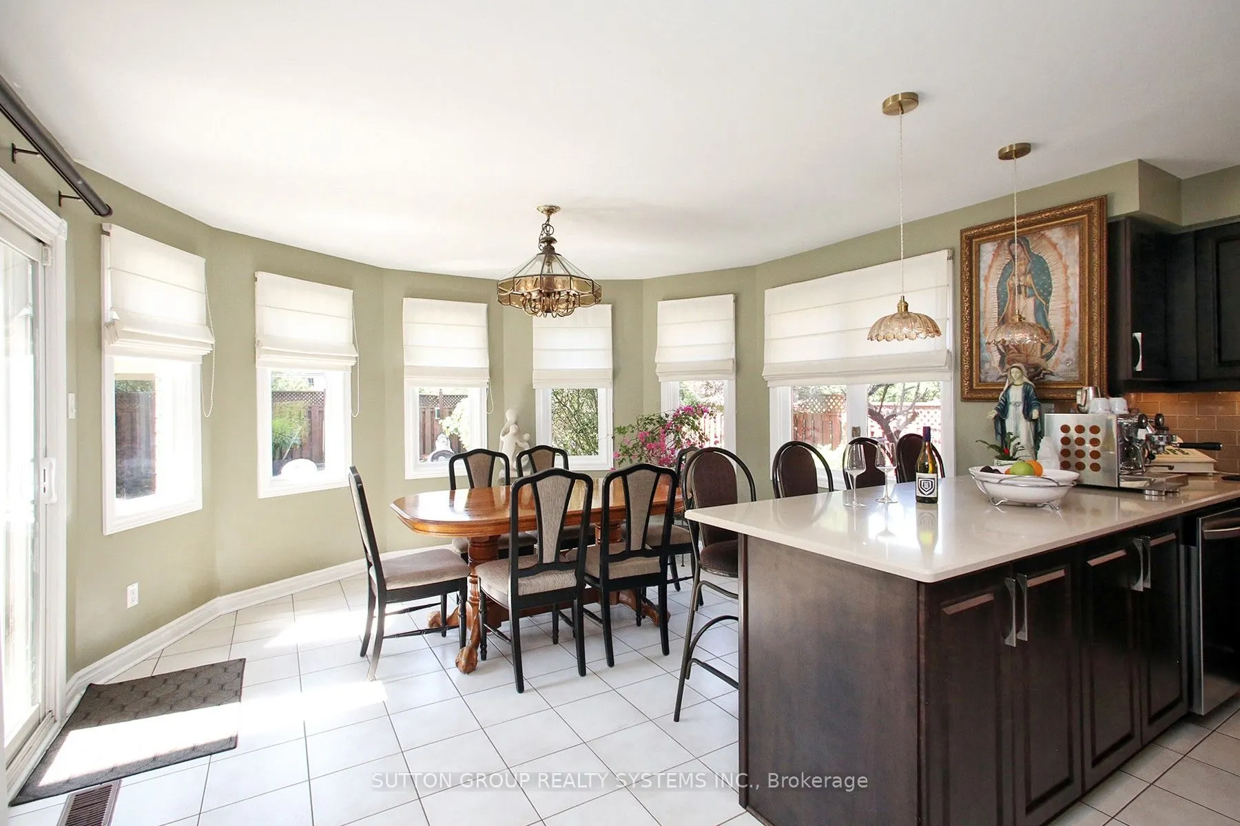 4873 Forest Hill Drive