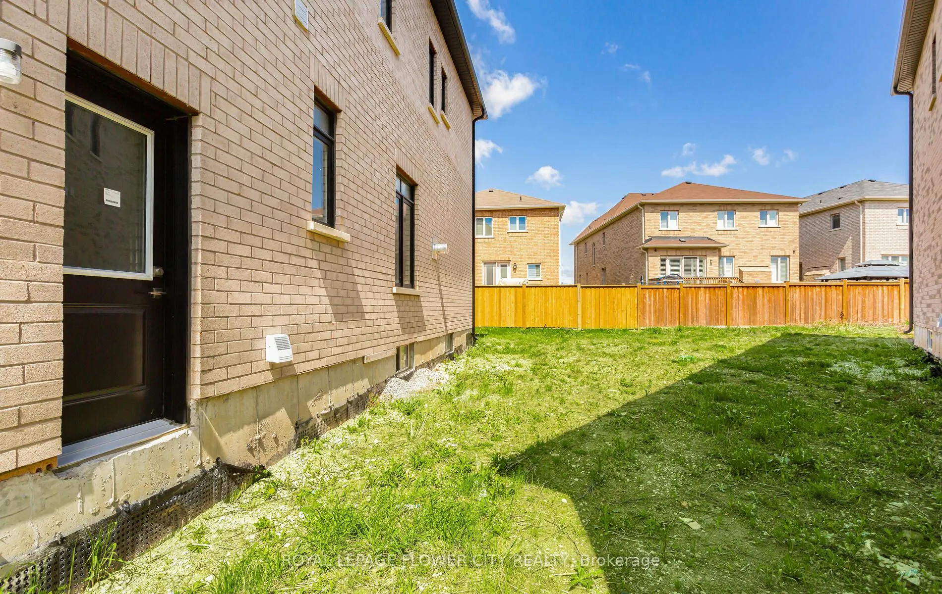44 Royal Fern Crescent