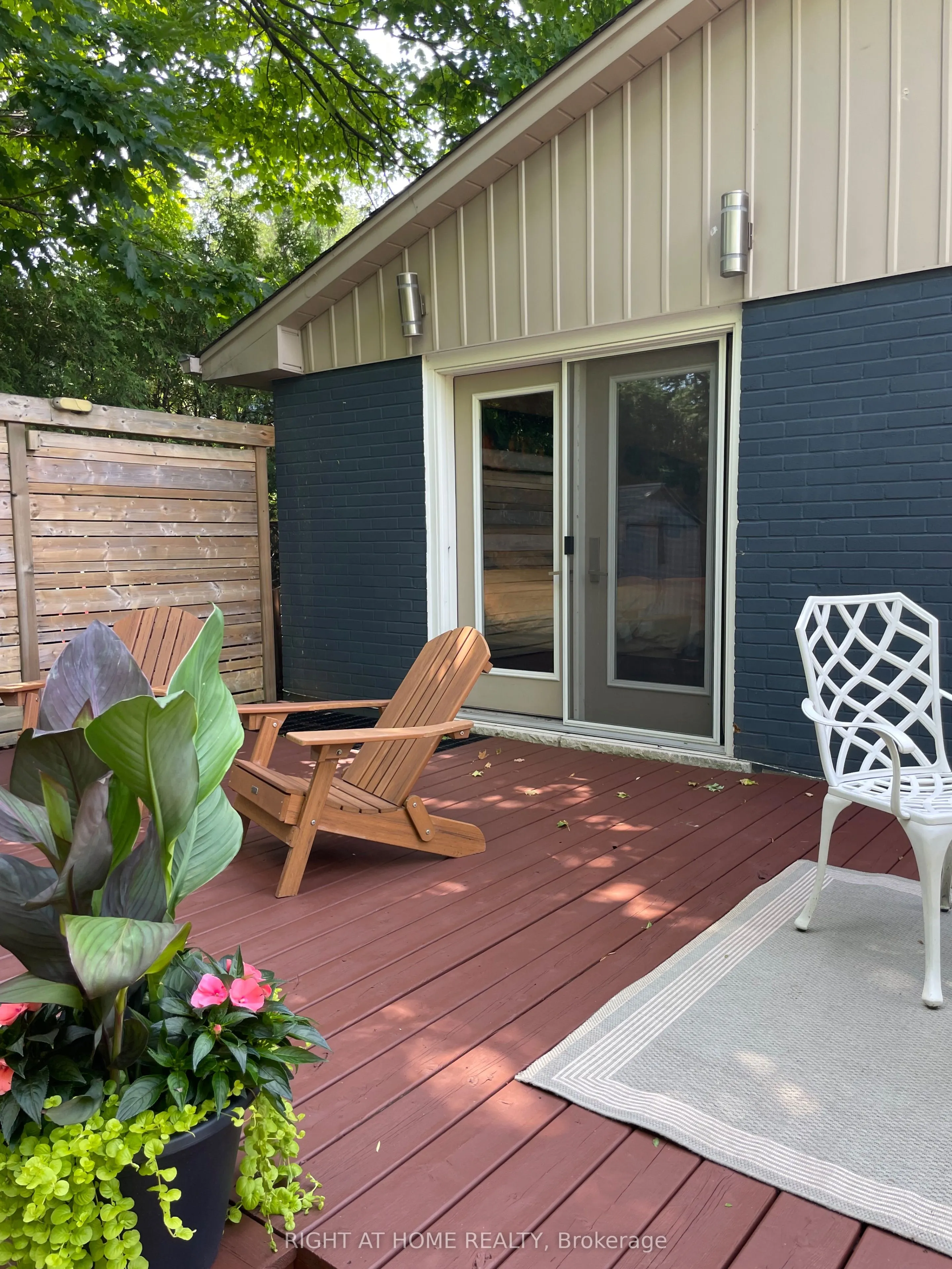 1816 Pattinson Crescent