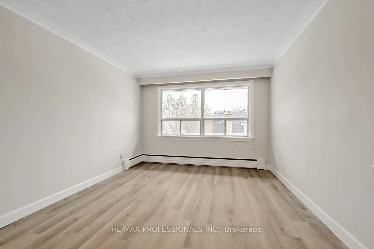 32 Heman Street, #4