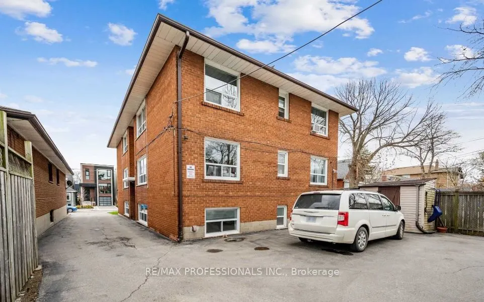 32 Heman Street, #4