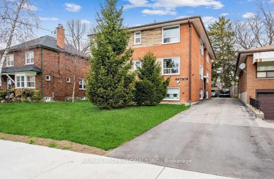 32 Heman Street, #4
