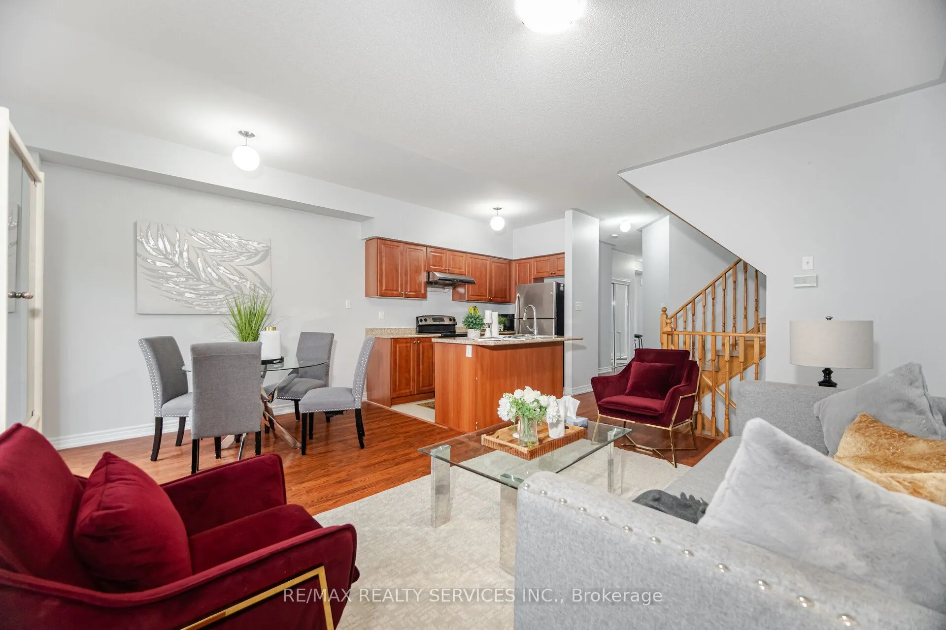 90 Crumlin Crescent