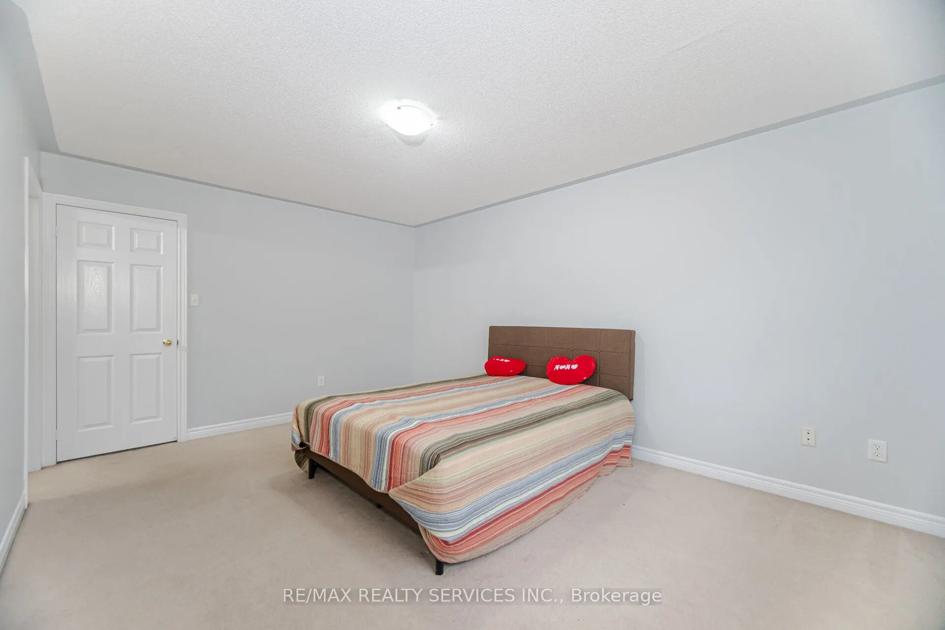 90 Crumlin Crescent