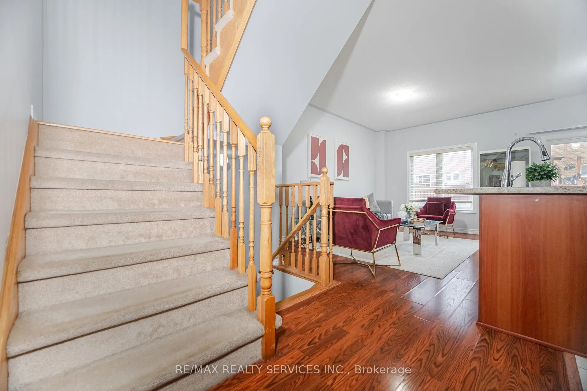 90 Crumlin Crescent