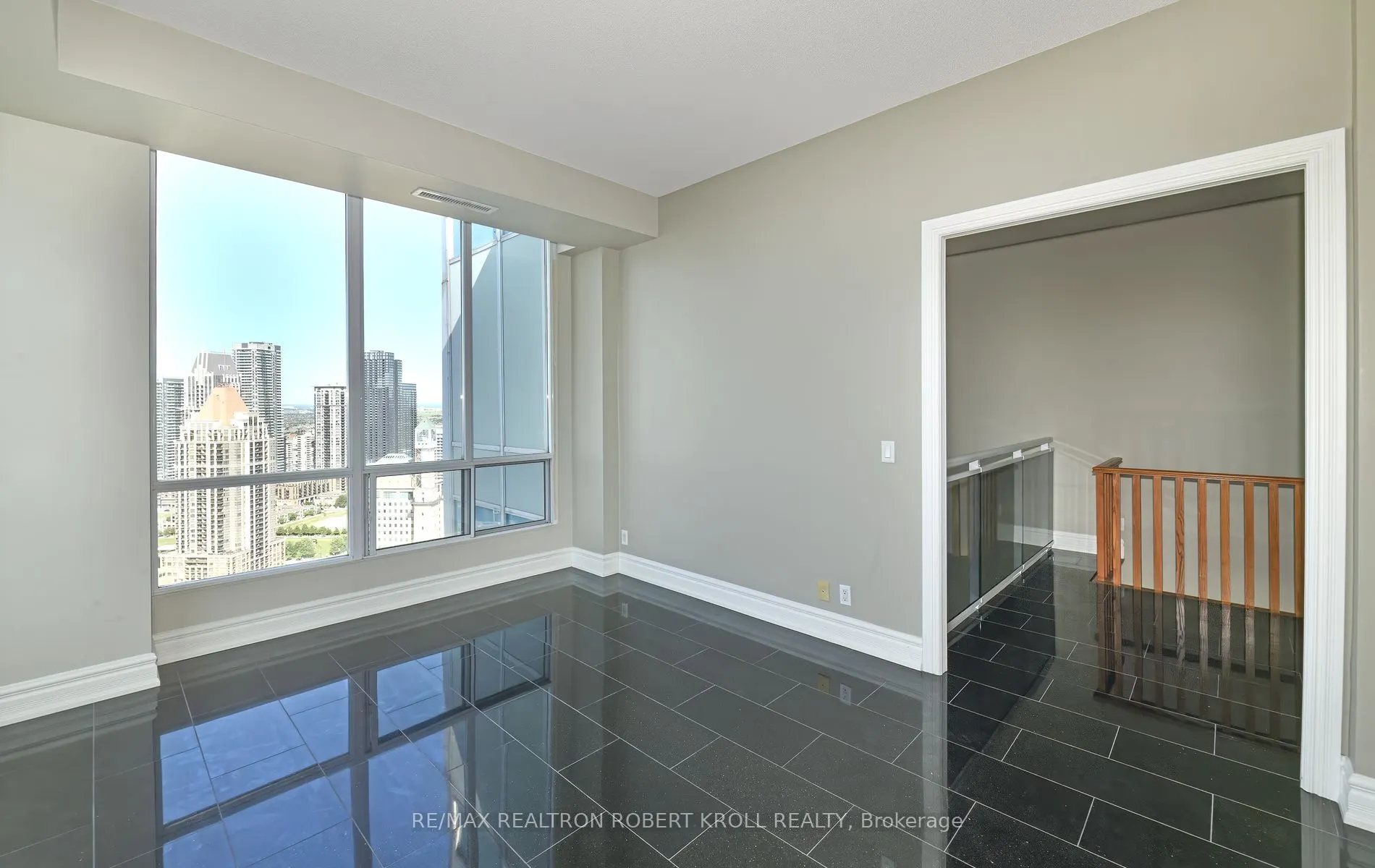 3939 Duke Of York Boulevard, #PH 7