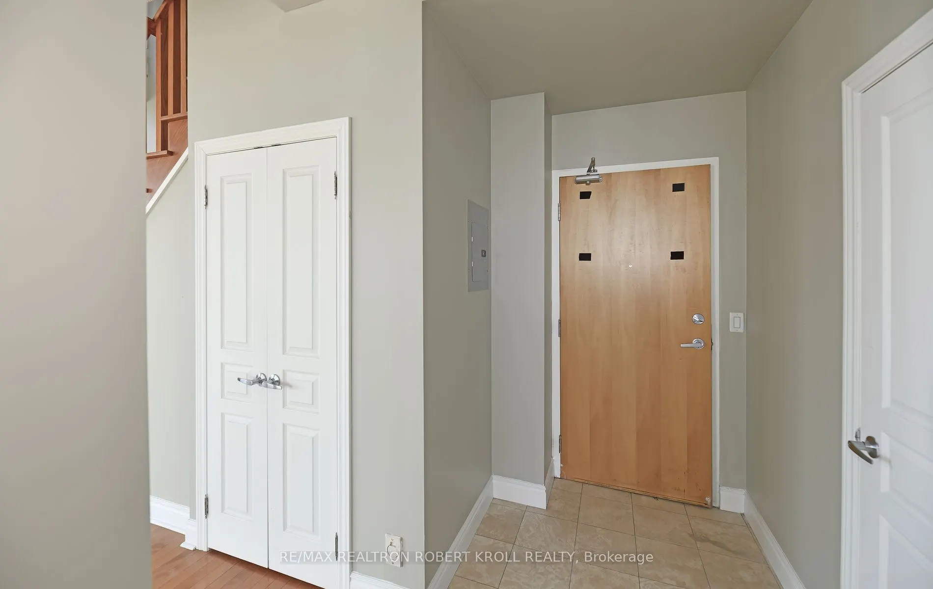 3939 Duke Of York Boulevard, #PH 7