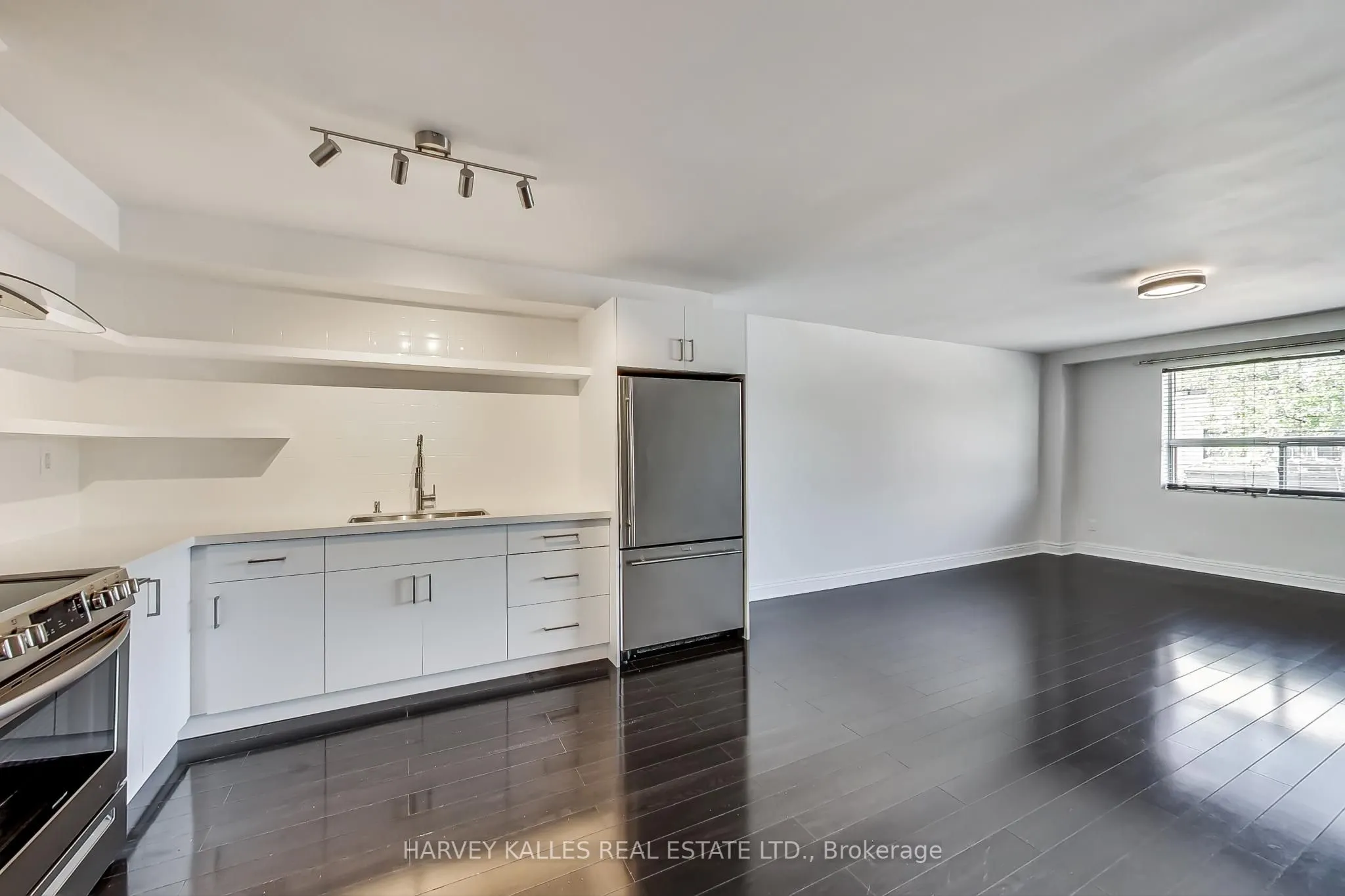 395 Keele Street