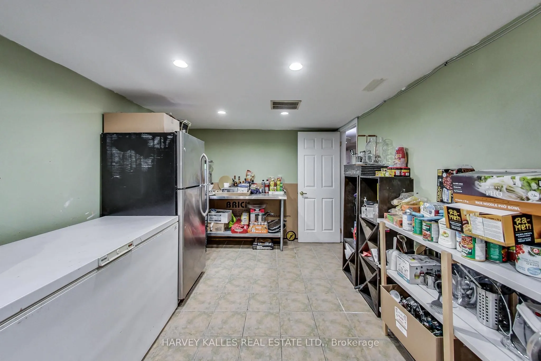 395 Keele Street