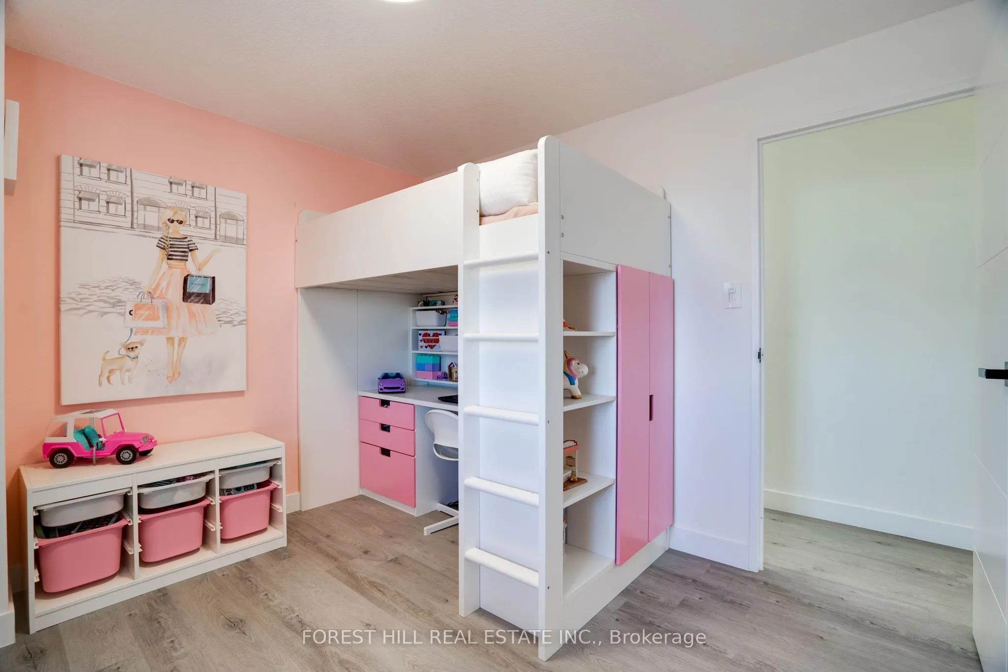 236 Albion Road, #1811