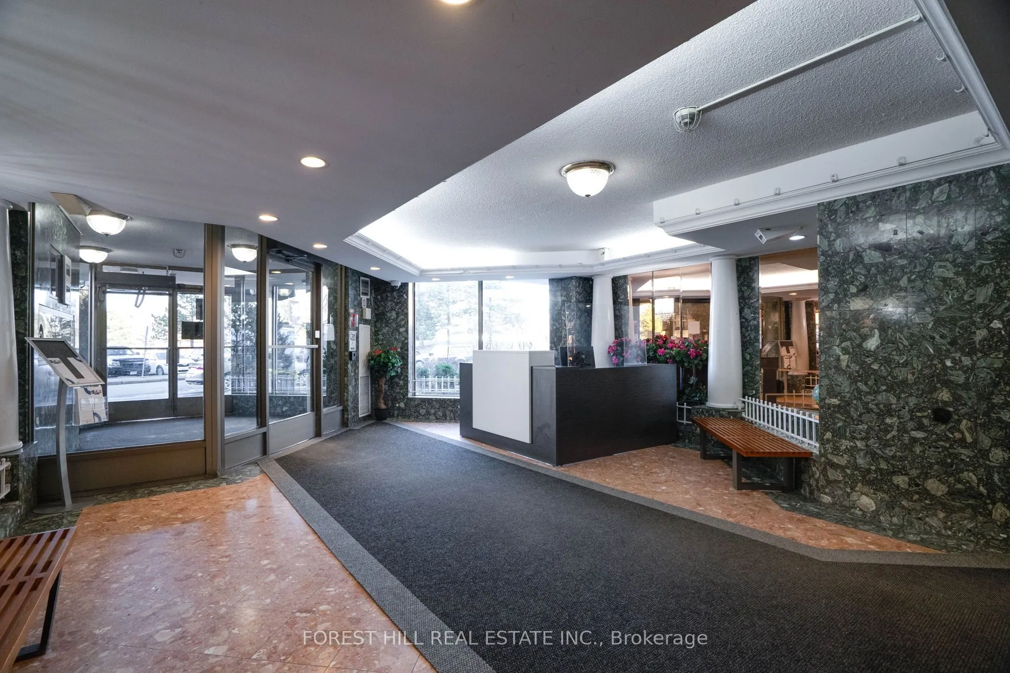 236 Albion Road, #1811